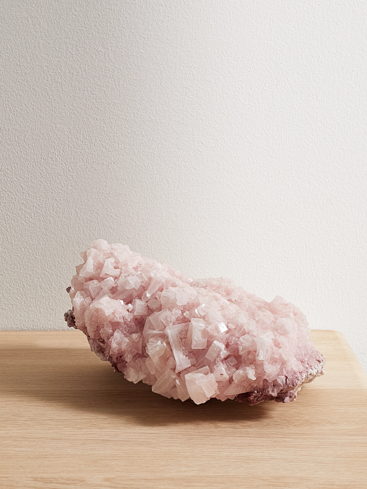 JIA JIA - Halite Cluster - Pink