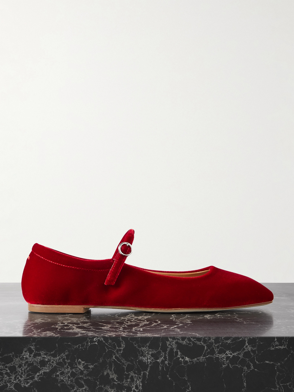 Aeyde 10mm Uma Patent Leather Flats In Red