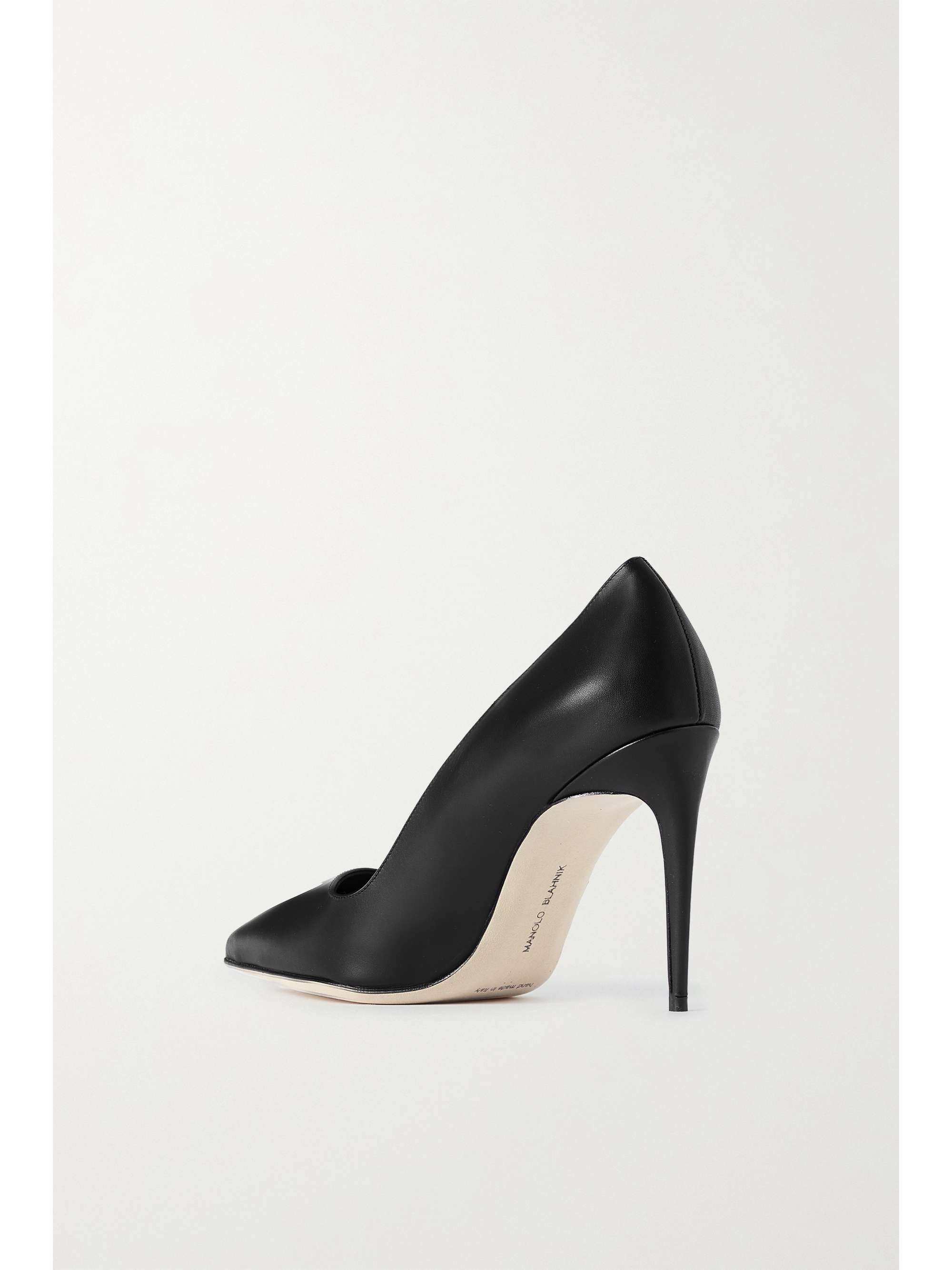 MANOLO BLAHNIK 
