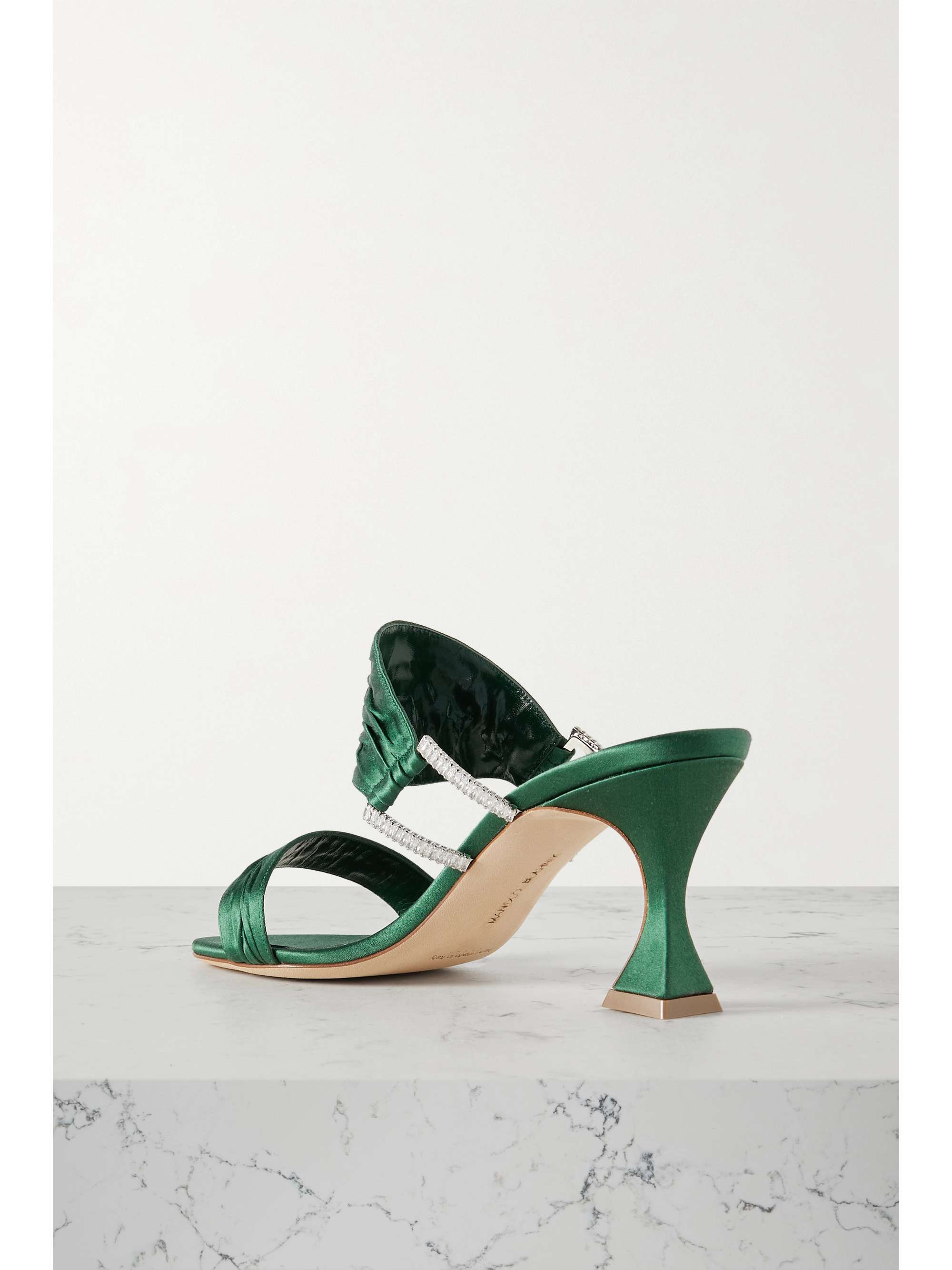 MANOLO BLAHNIK 