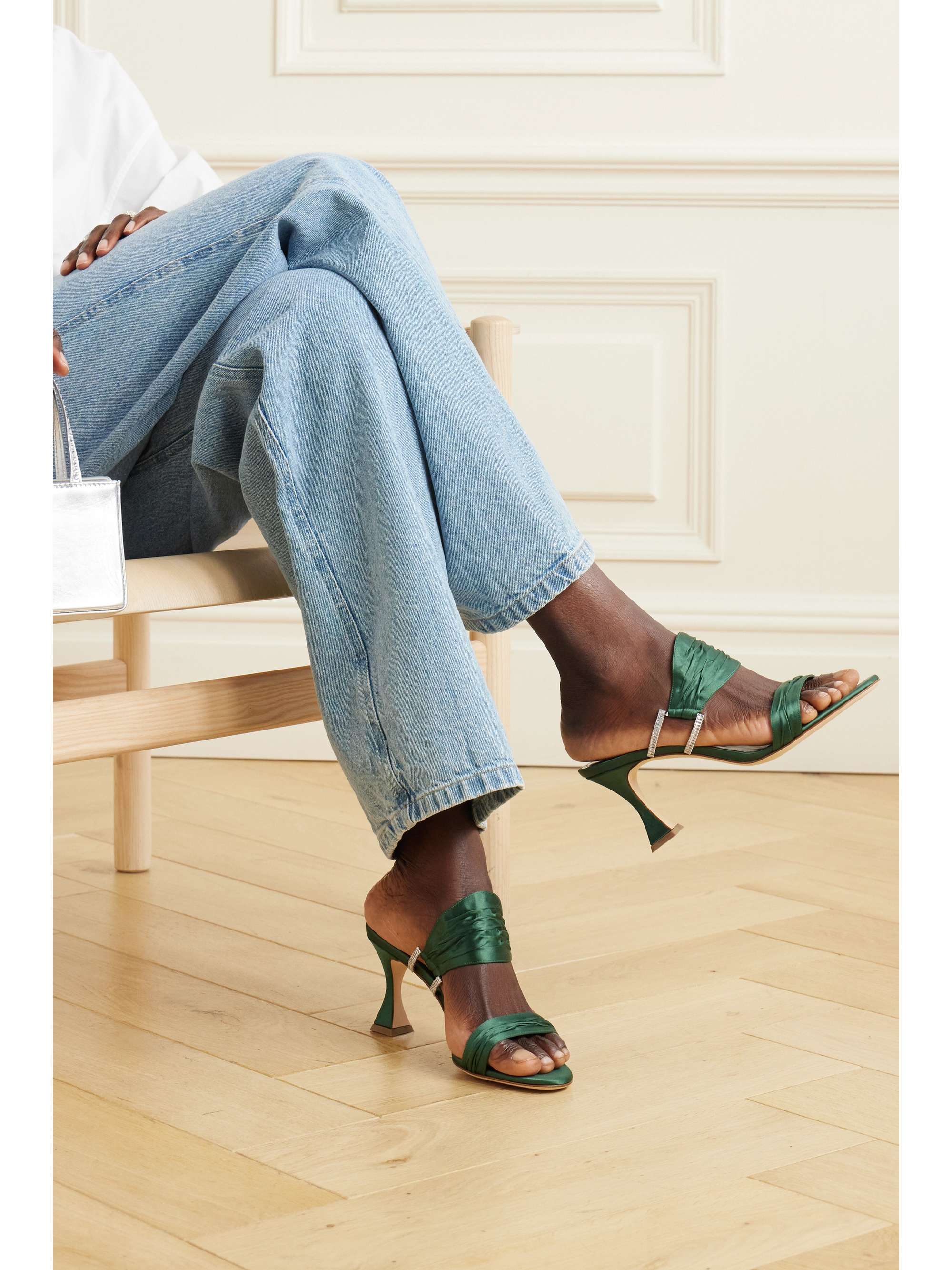 MANOLO BLAHNIK 