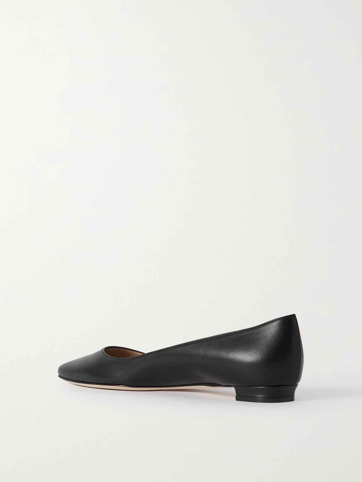 Manolo Blahnik Lanza Bb Lambskin Ballerina Flats In Black