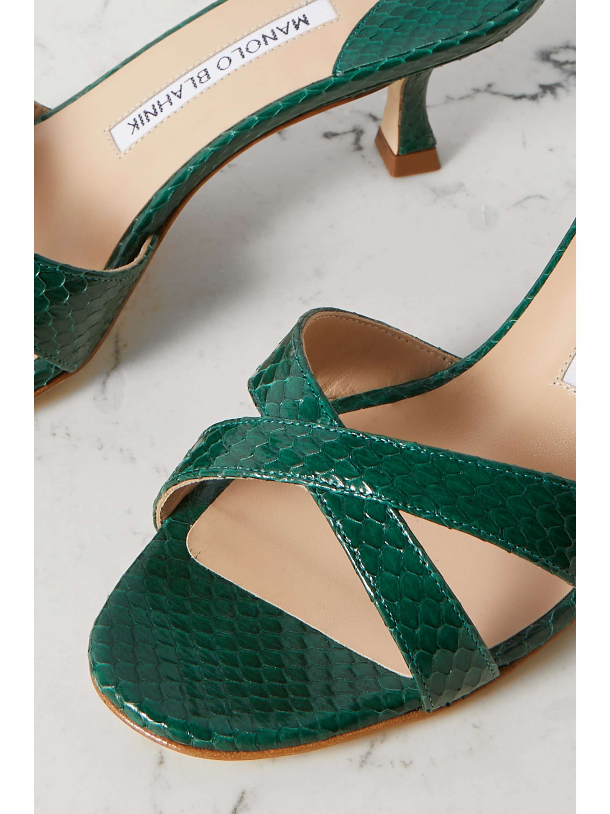 MANOLO BLAHNIK 