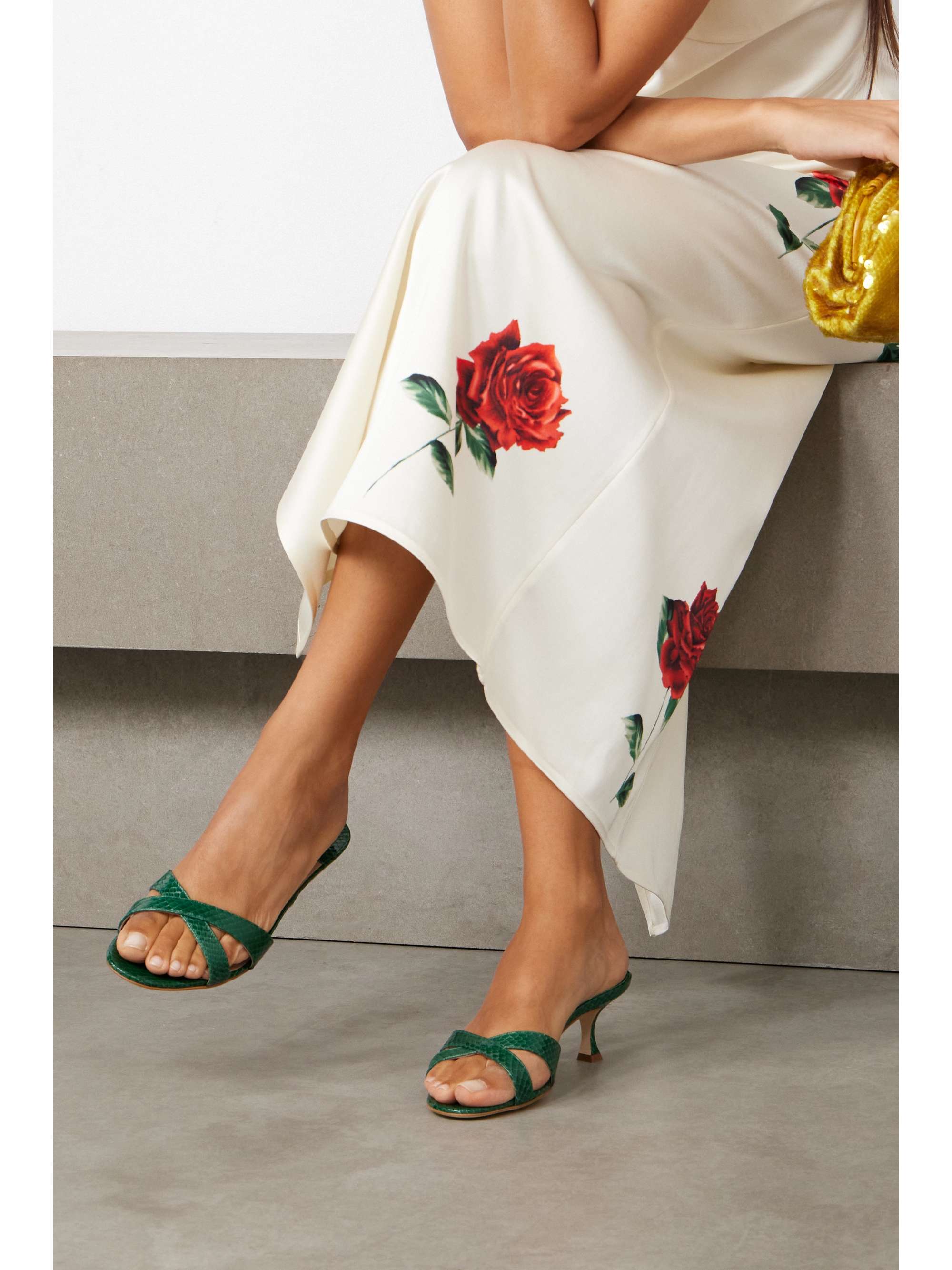 MANOLO BLAHNIK 