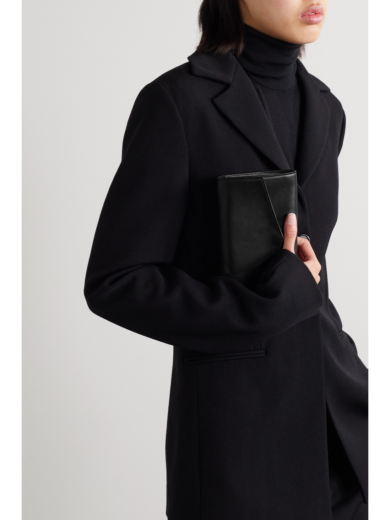 The Row Envelope Leather Shoulder Bag In Black