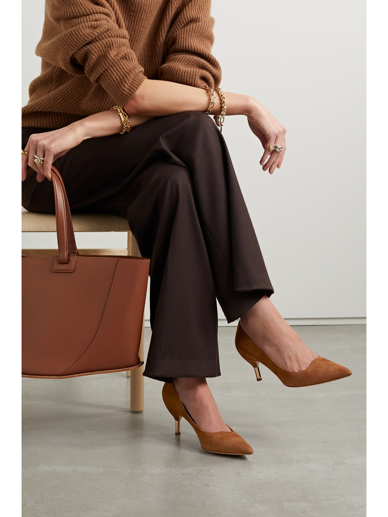 Gabriela Hearst Sofia Suede Pumps In Brown