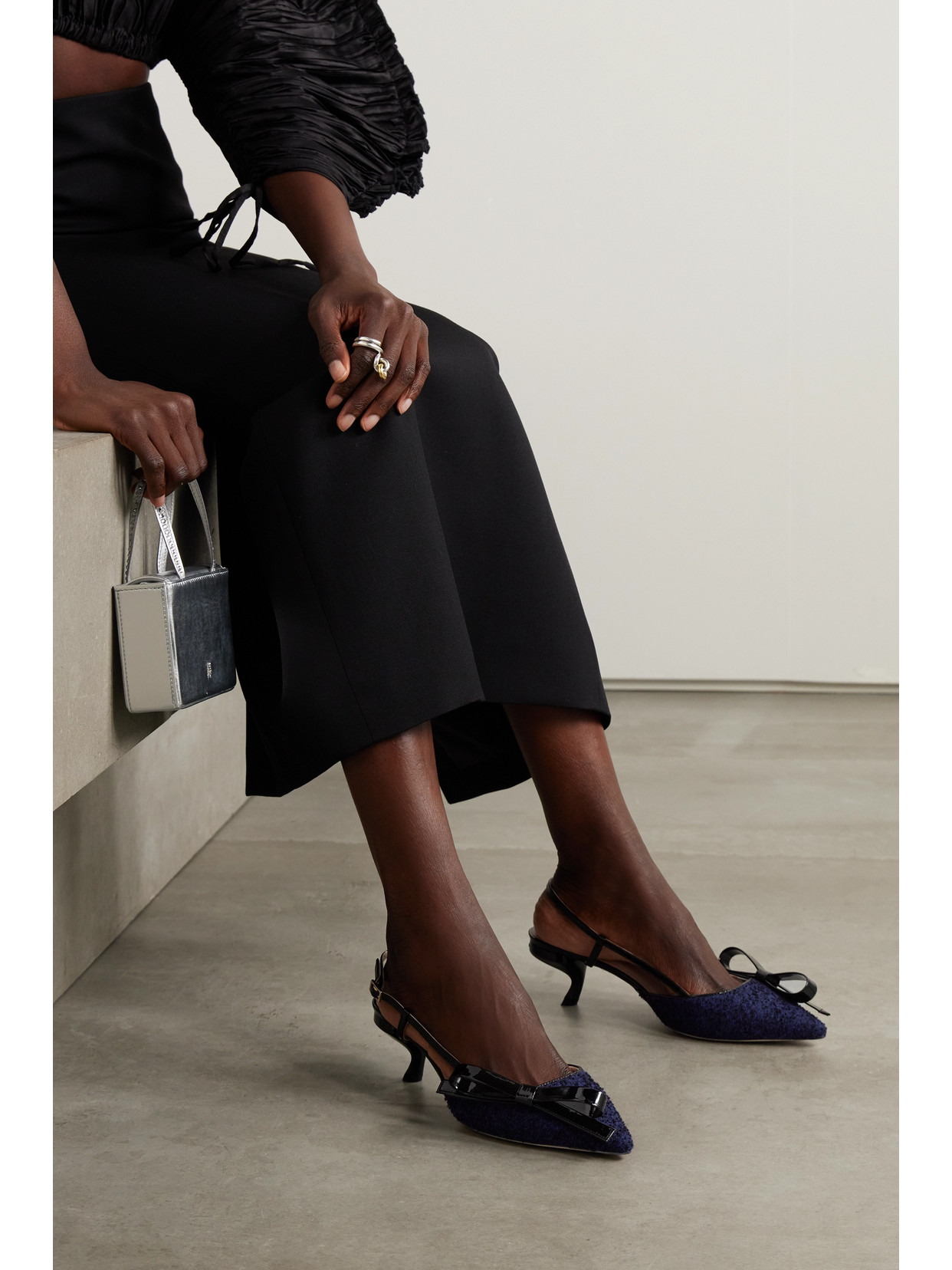 Roger Vivier Virgule Bow Wool Slingback Pumps In Blue