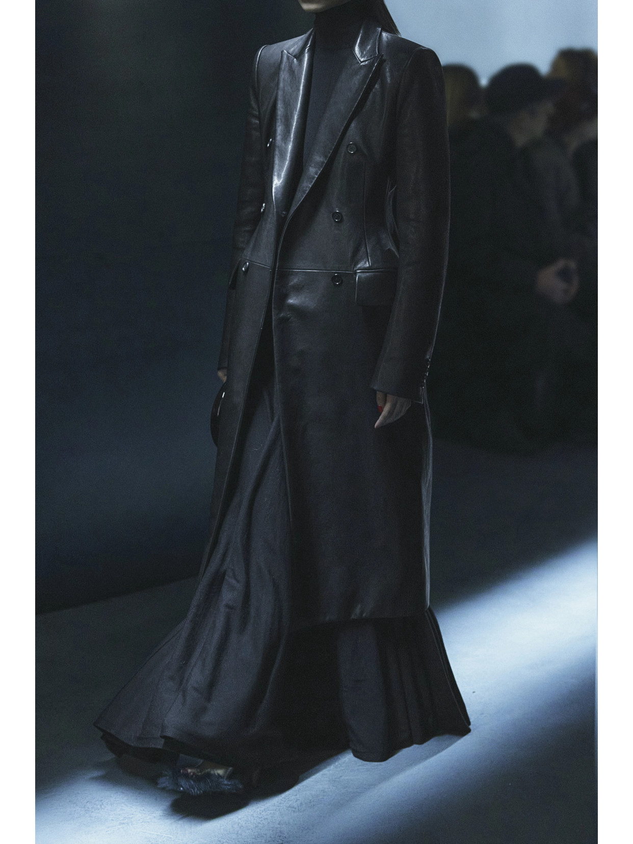 Khaite Carmona Leather-like Trench Coat In Black