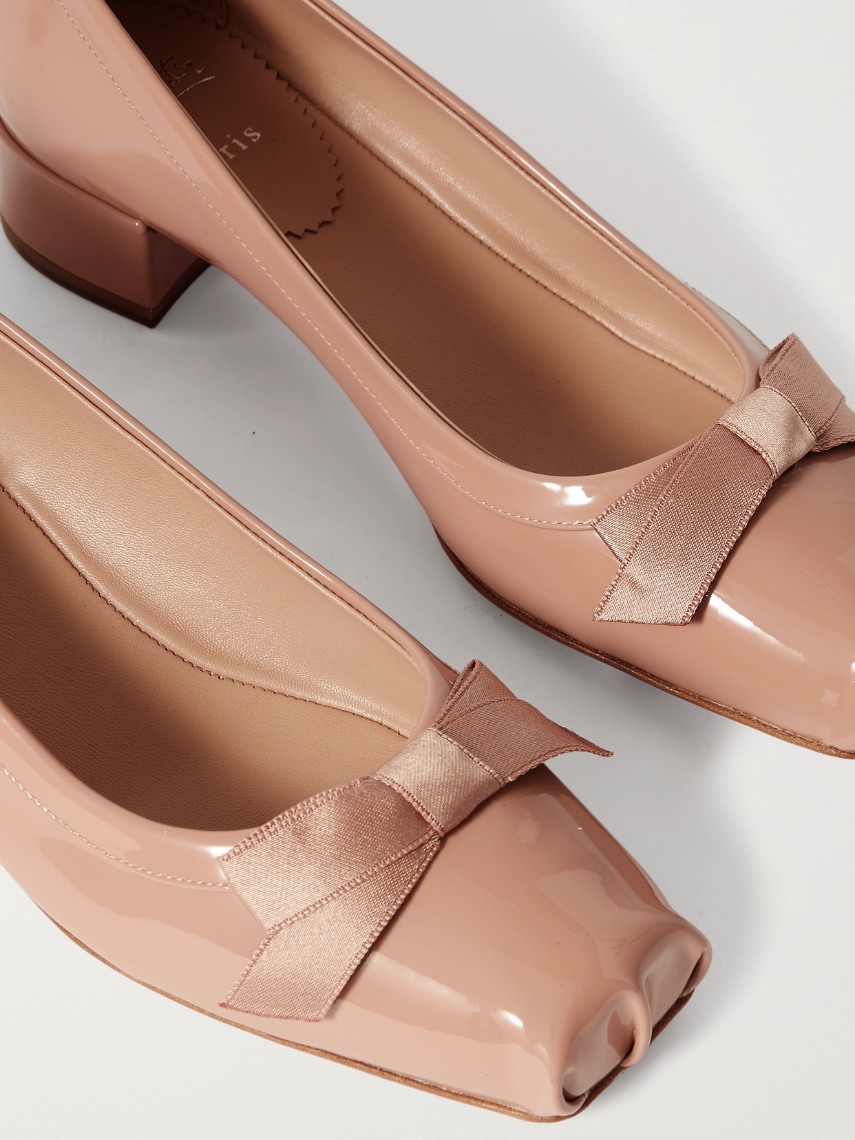 Christian Louboutin Mamaflirt Patent Leather Pumps In Neutrals