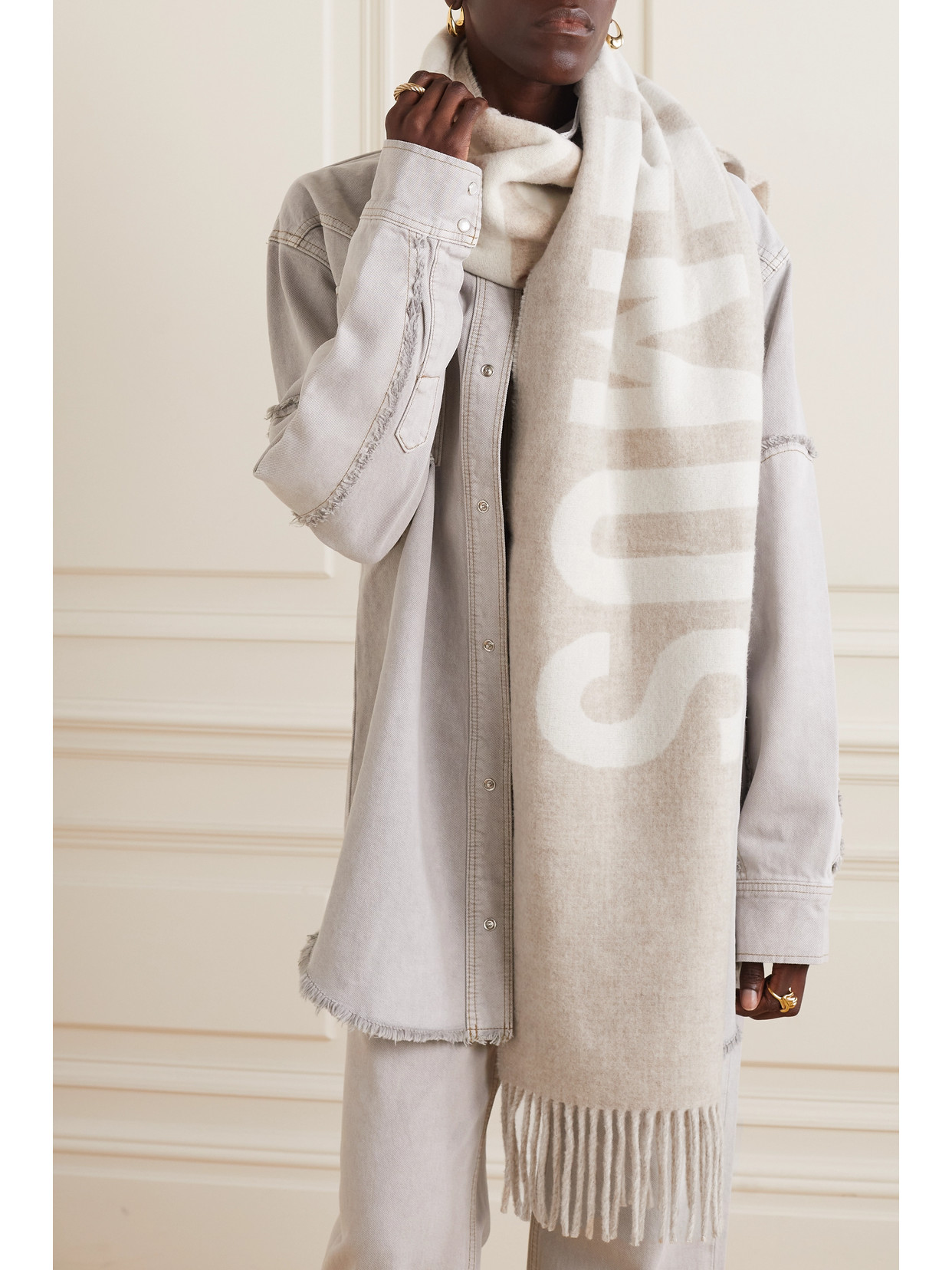 Jacquemus L Echarpe Two-tone Scarf In Neutrals