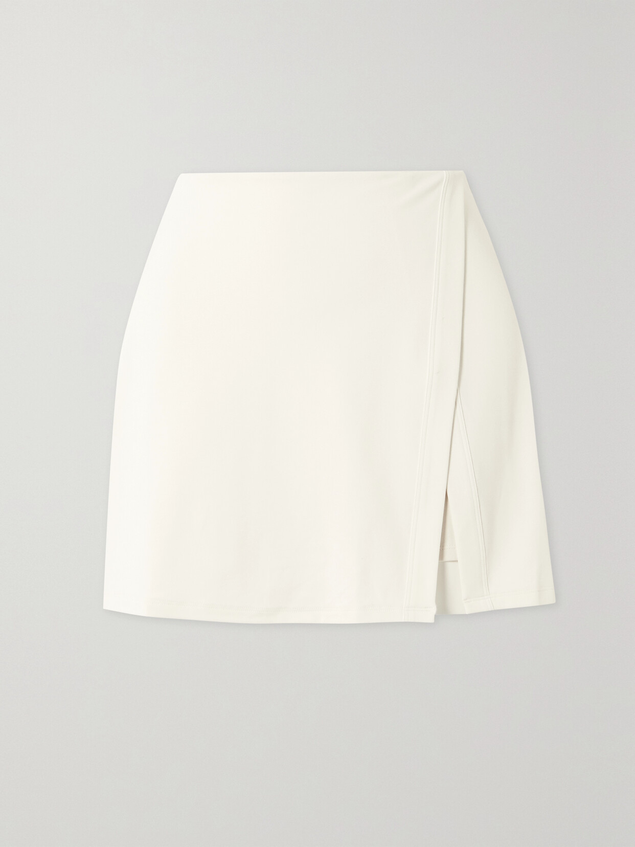 Girlfriend Collective Cass Recycled-jersey Slit Skort In Ivory