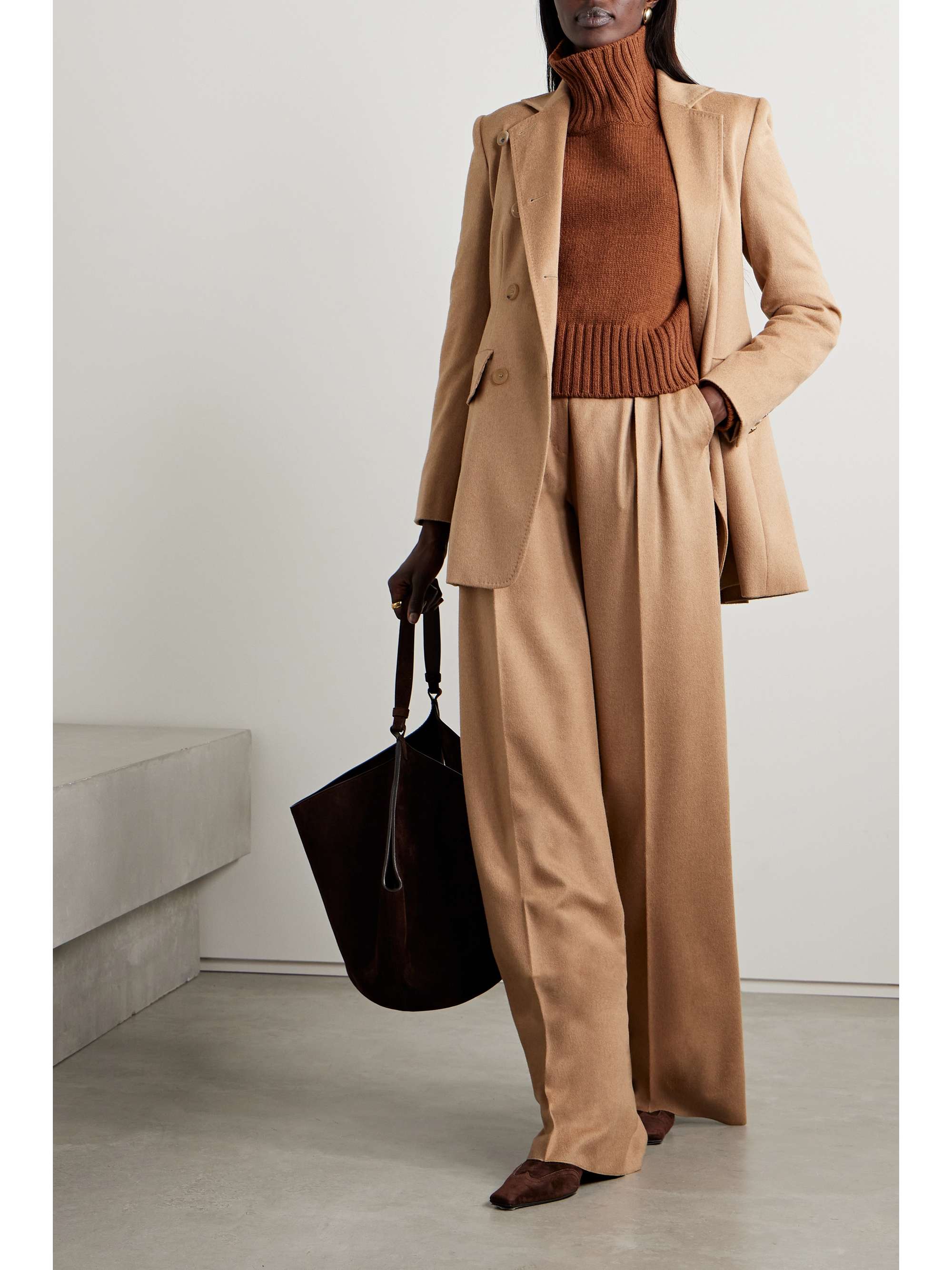 &DAUGHTER Fintra cropped wool turtleneck sweater