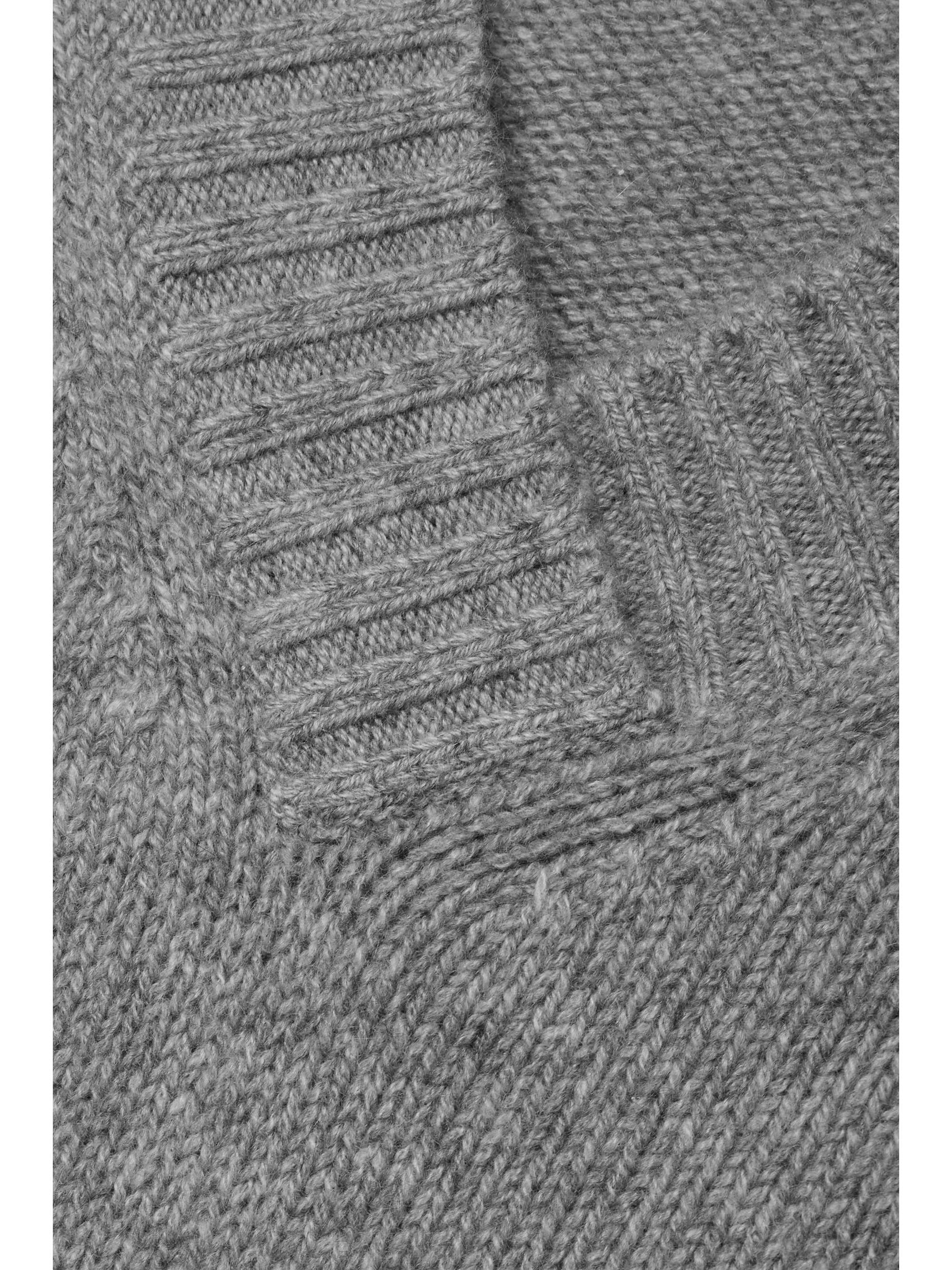 ALLUDE 