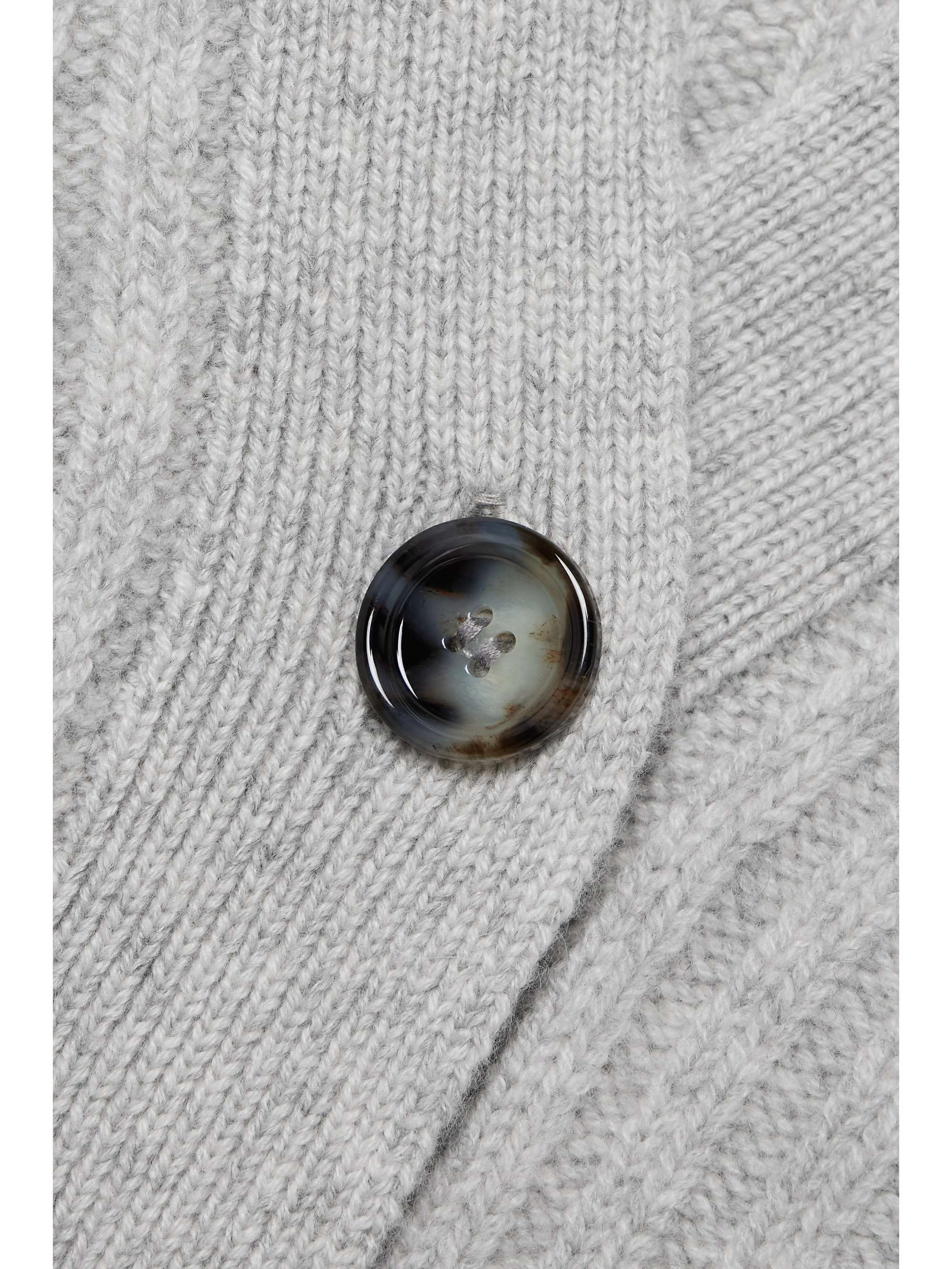 ALLUDE 