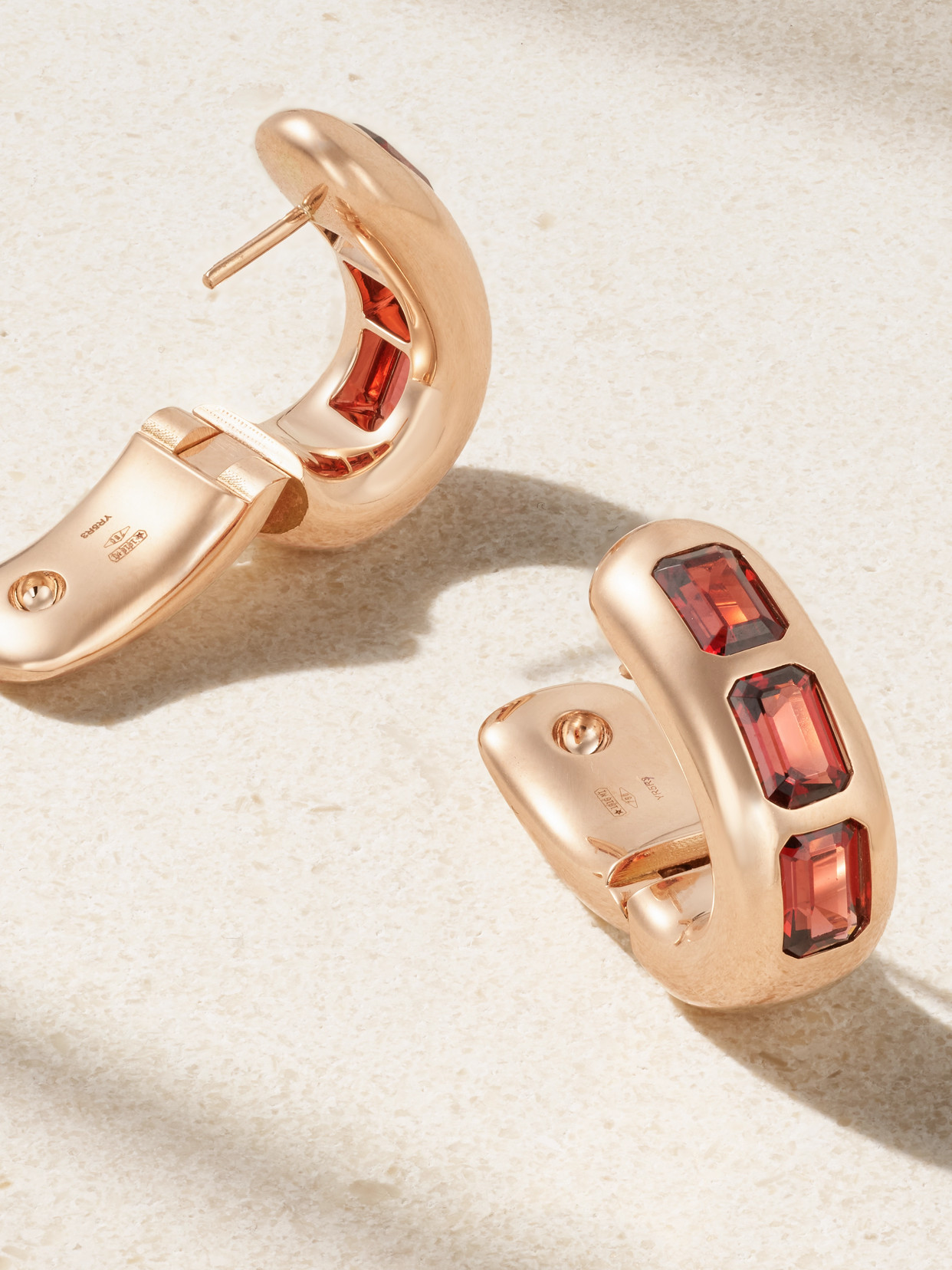Pomellato Rose Gold And Garnet Iconica Hoop Earrings In Gold