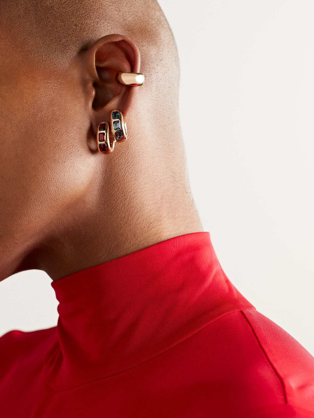 Pomellato Rose Gold And Garnet Iconica Hoop Earrings In Gold