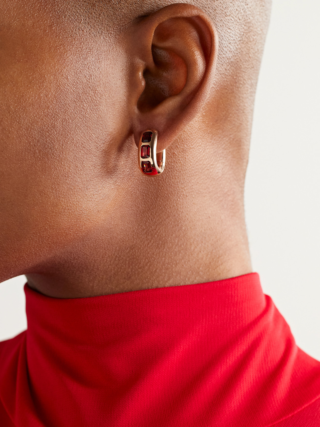 Pomellato Rose Gold And Garnet Iconica Hoop Earrings In Gold