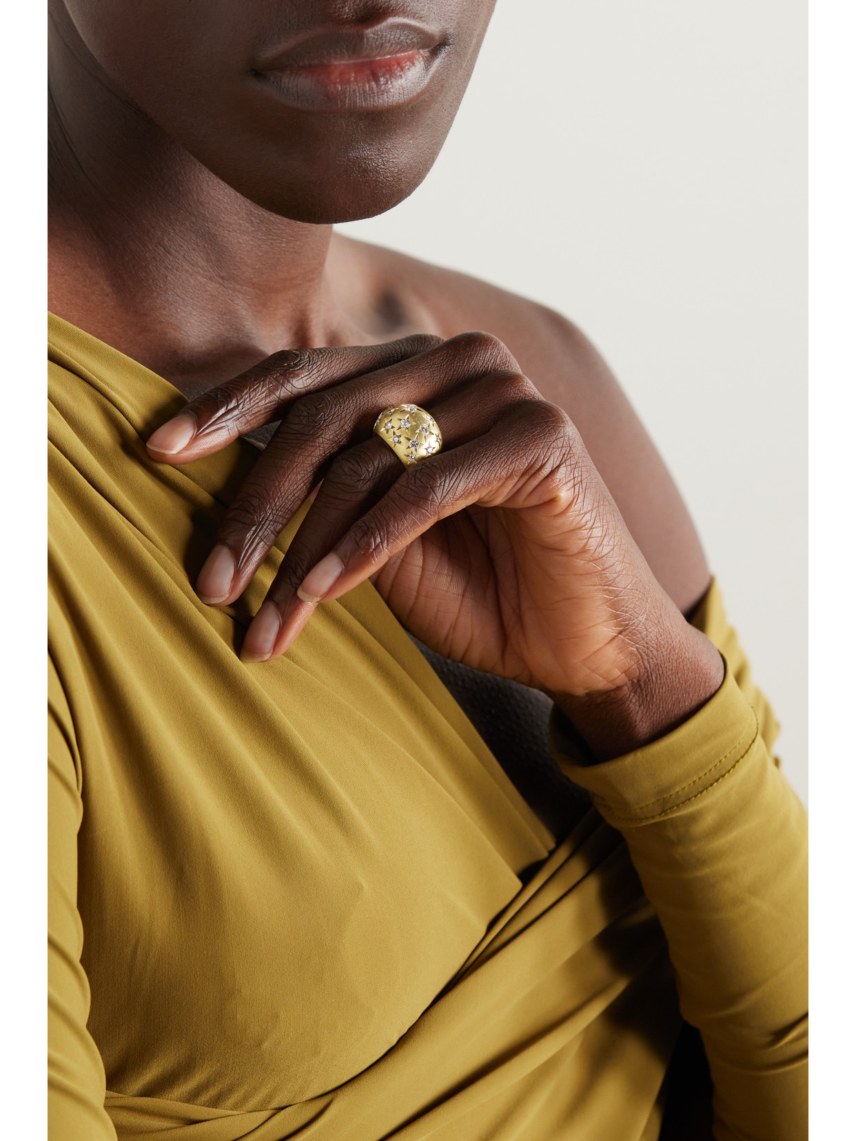 Jenna Blake Stardust Dome 18-karat Gold Diamond Ring In Gold