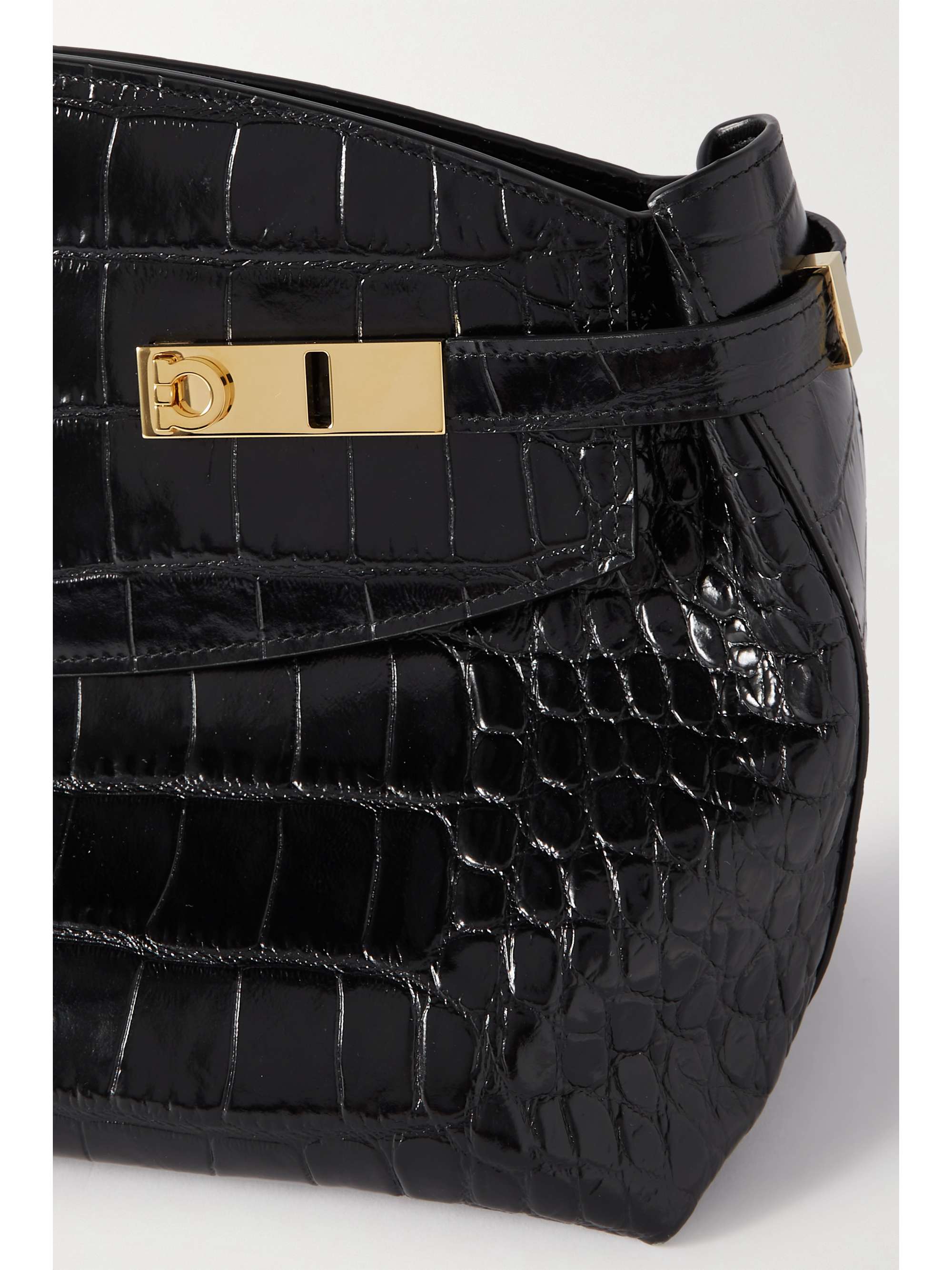 FERRAGAMO 