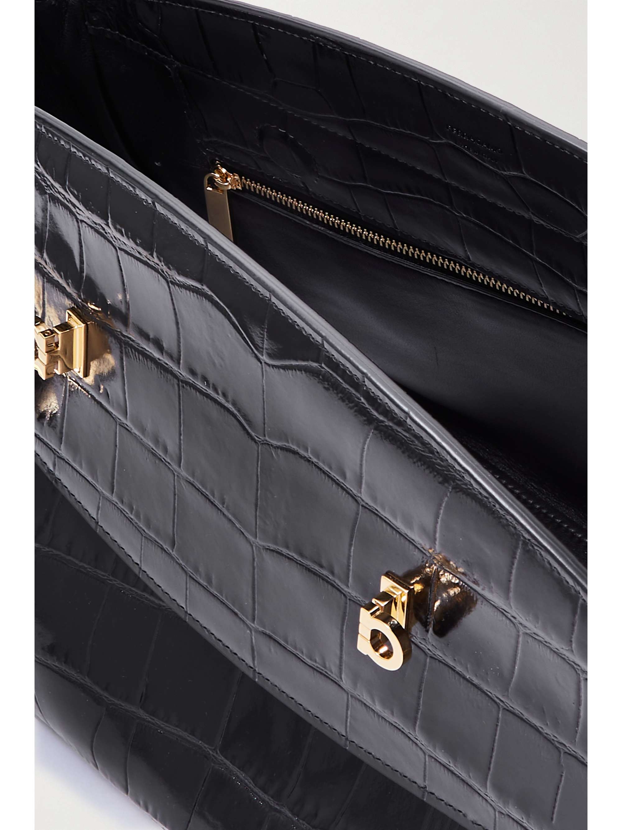 FERRAGAMO 