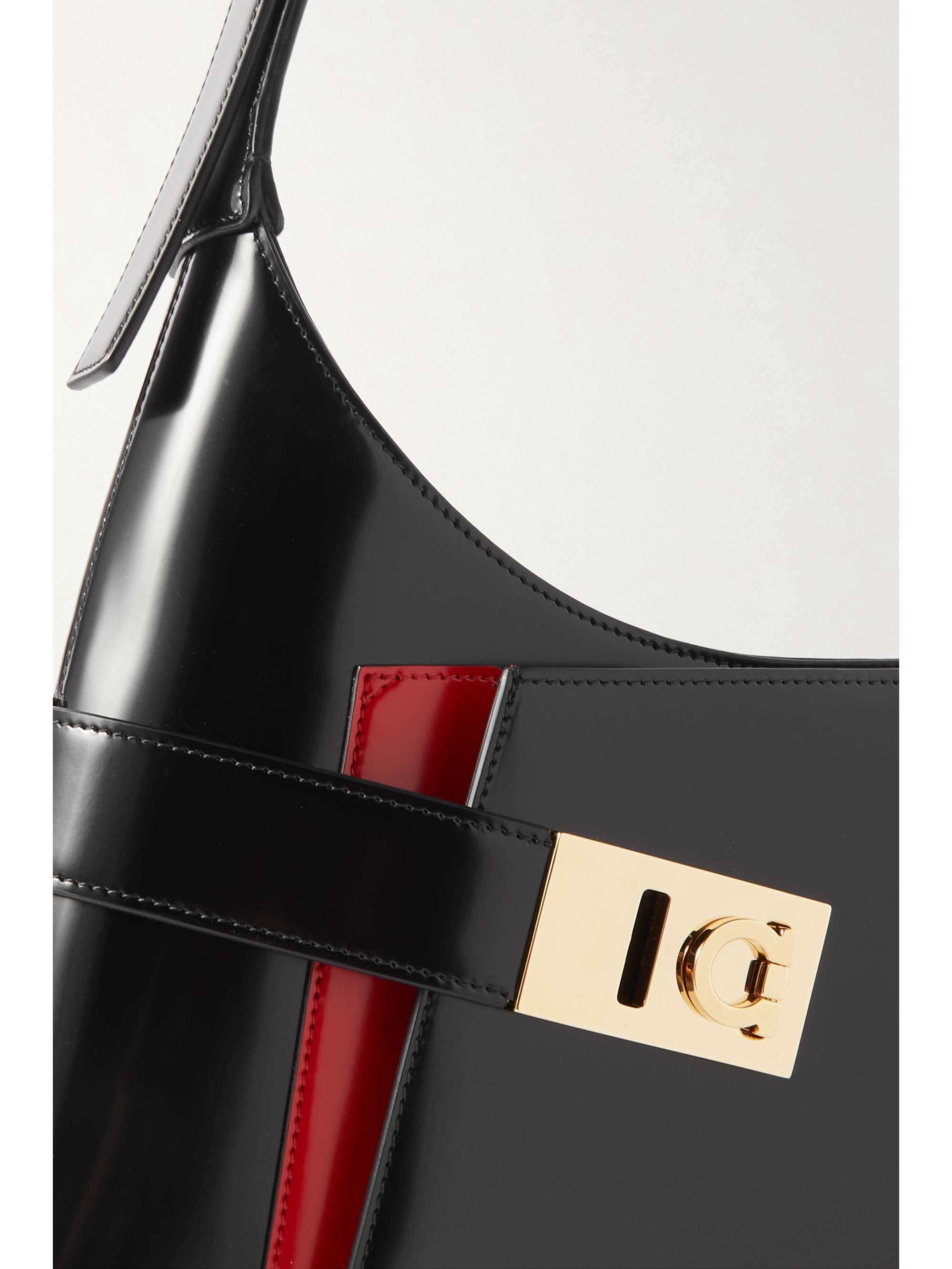 FERRAGAMO 