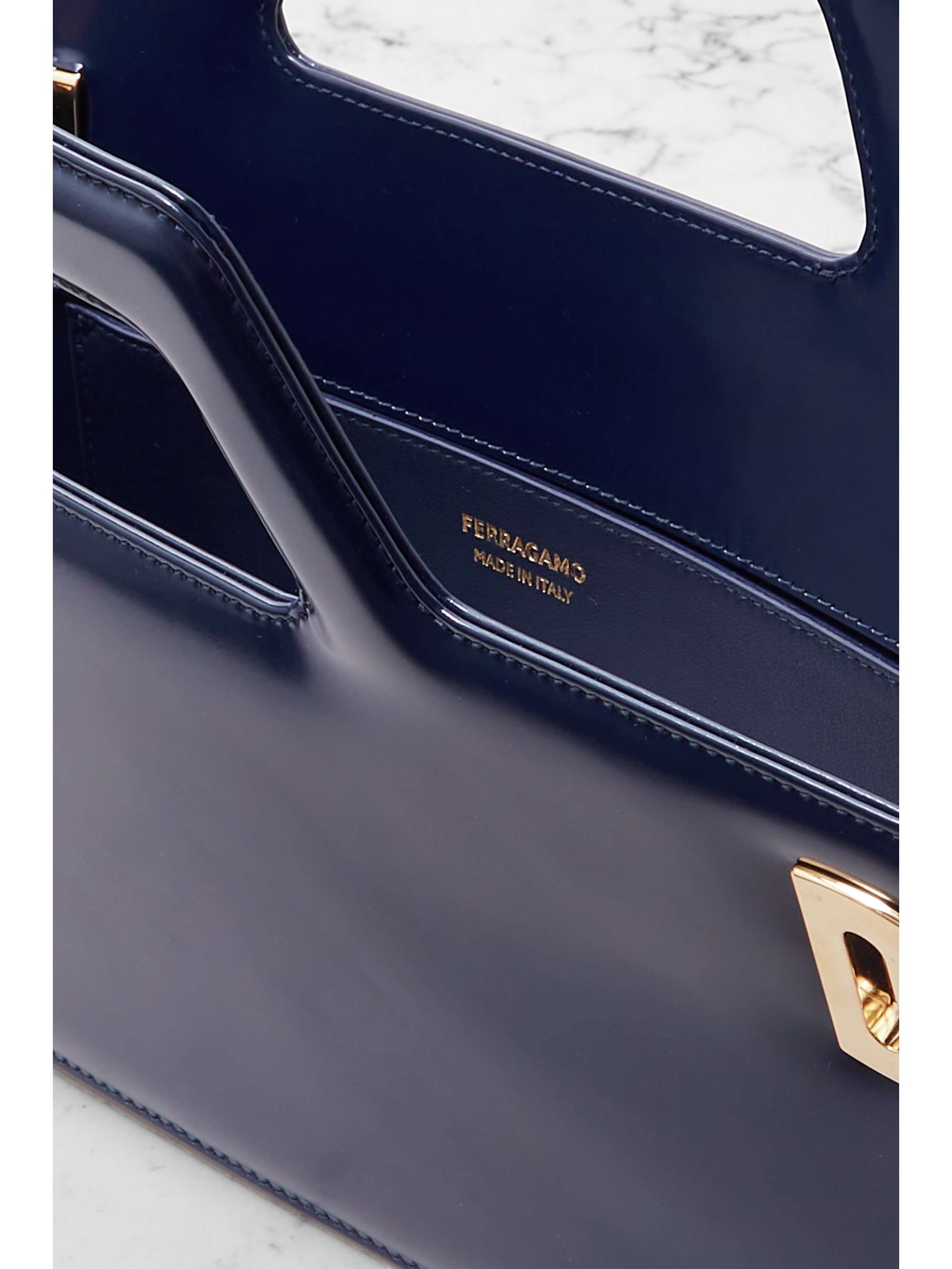 FERRAGAMO 