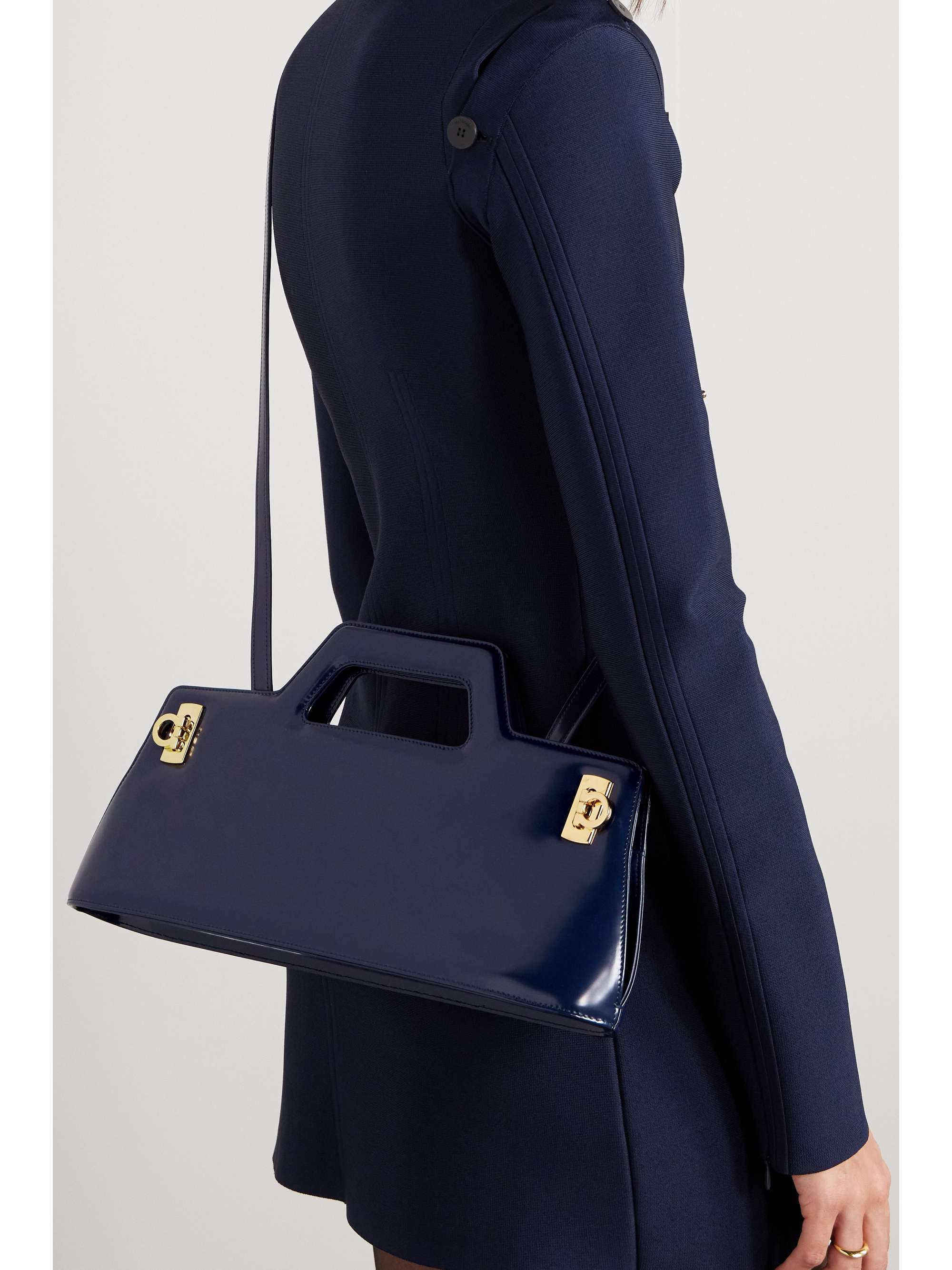 FERRAGAMO 