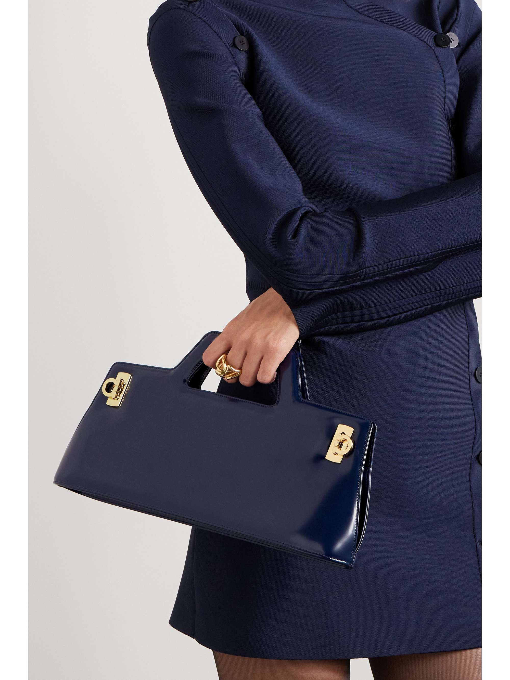 FERRAGAMO 