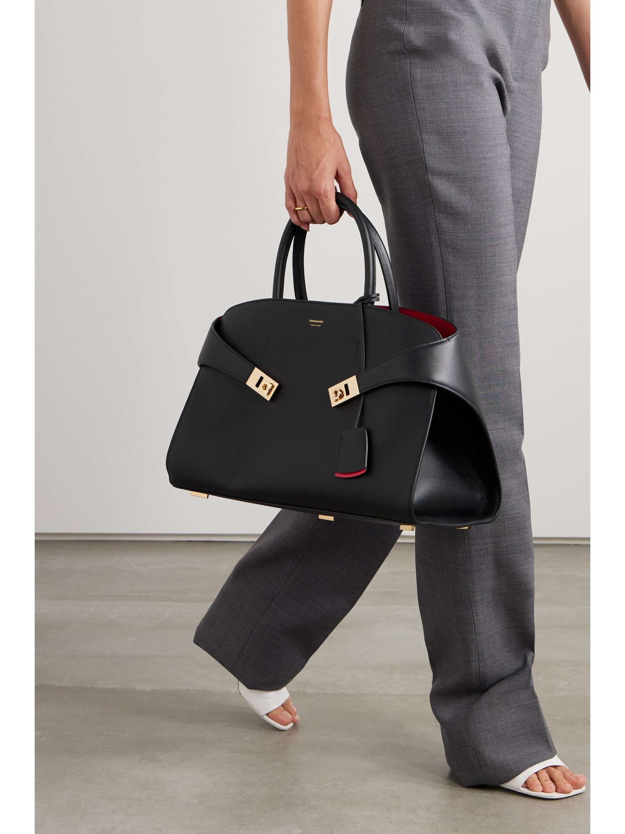 FERRAGAMO Hug medium leather shoulder bag | NET-A-PORTER