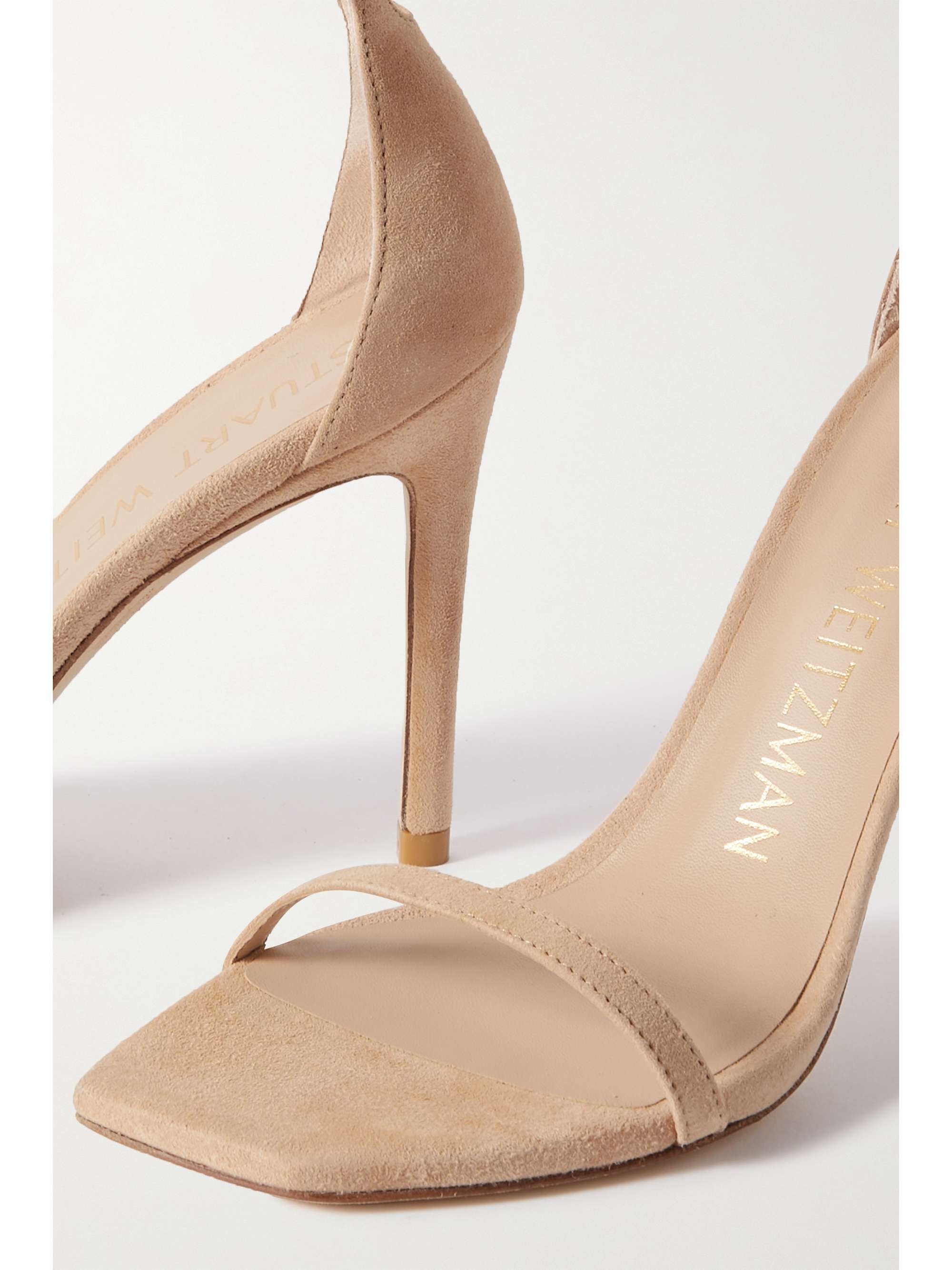 STUART WEITZMAN 