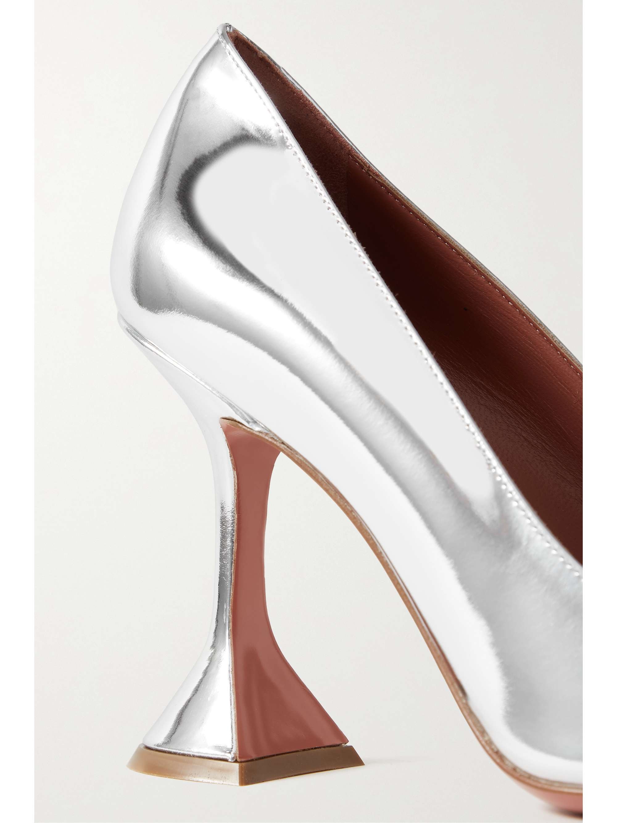 AMINA MUADDI Ami suede pumps