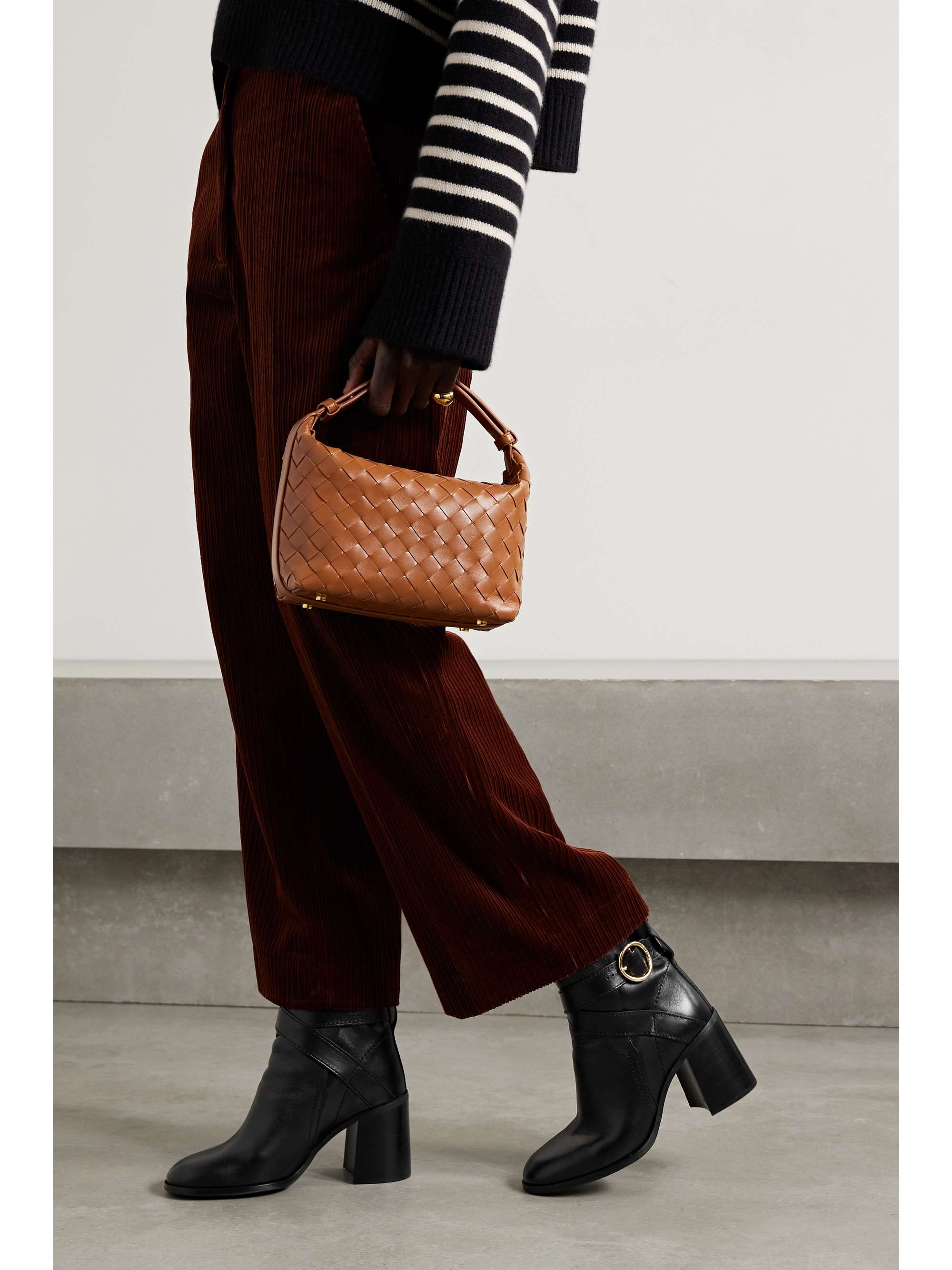 SEE BY CHLOÉ: See by Chloé Averi ankle boots in leather with