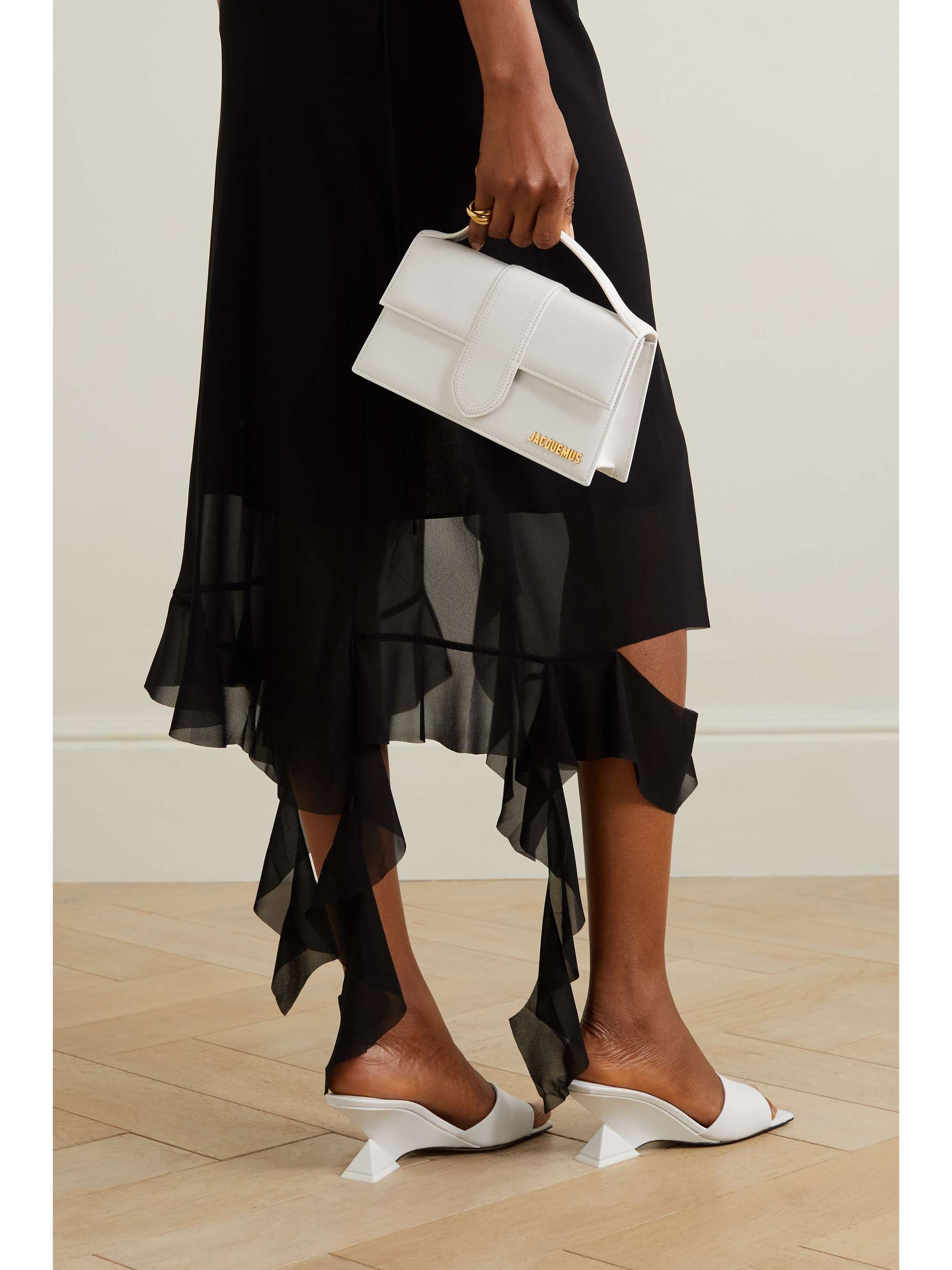 JACQUEMUS 