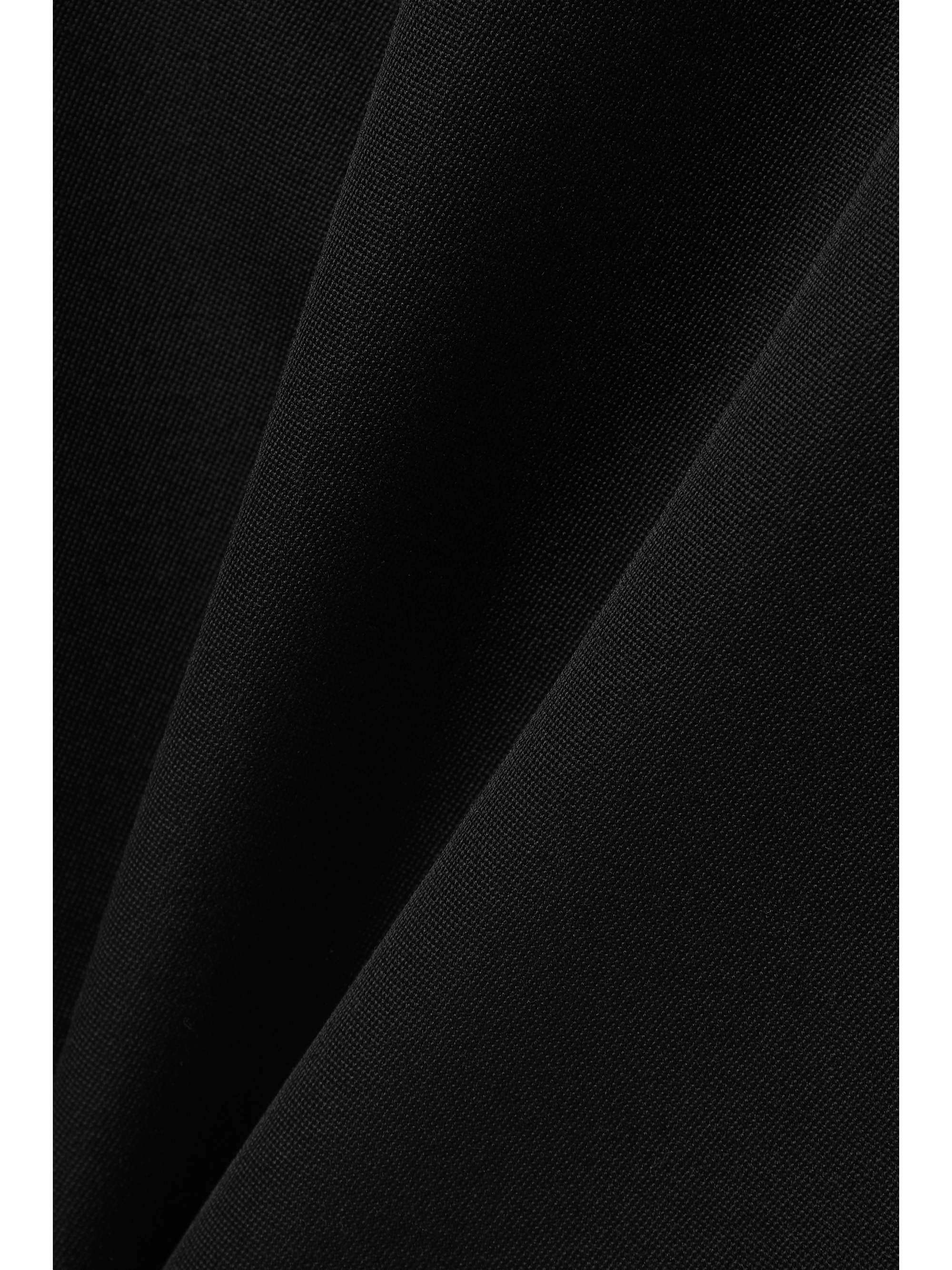 THE ROW 