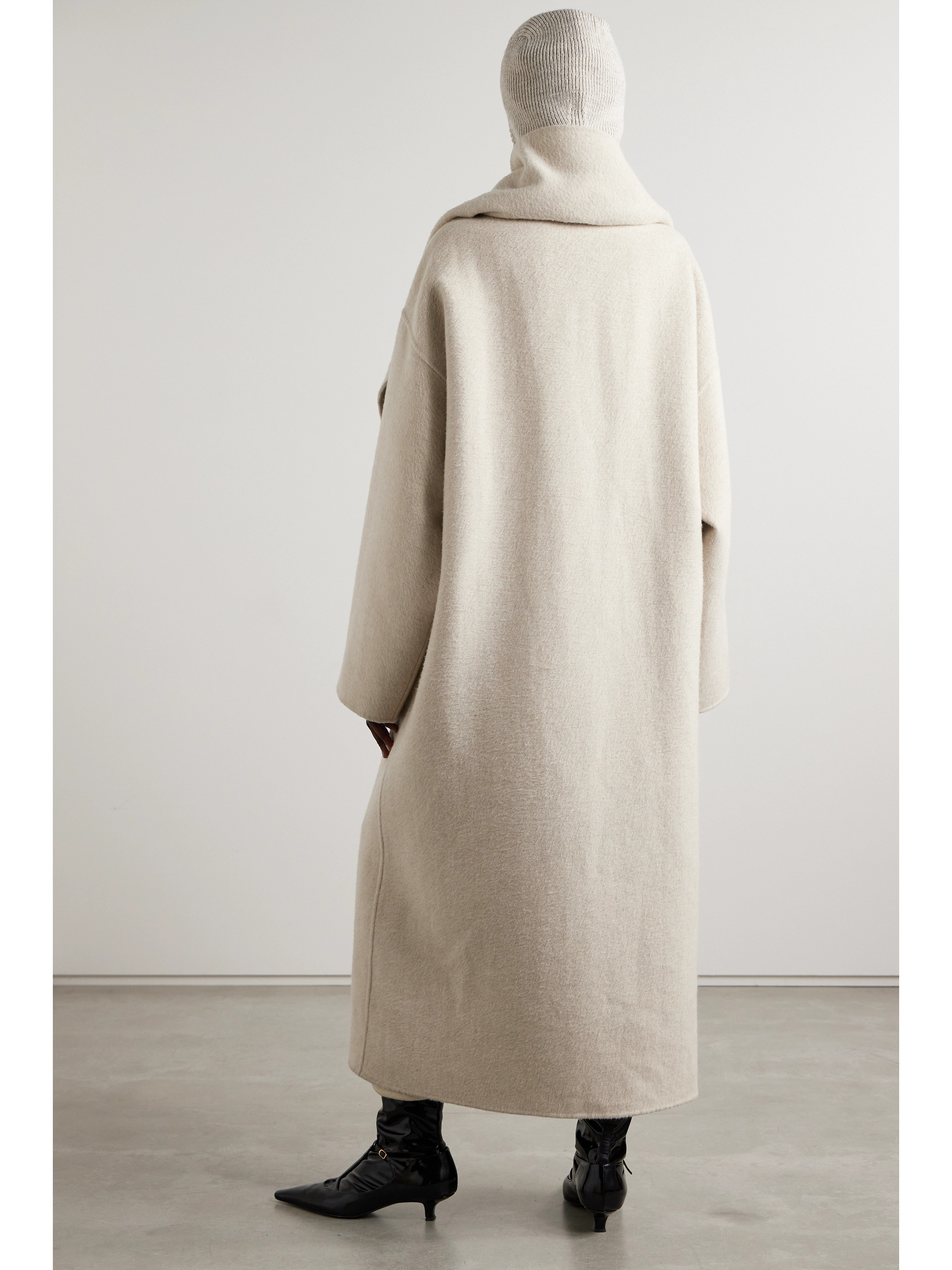 The Row Notte scarf-detailed cashmere coat