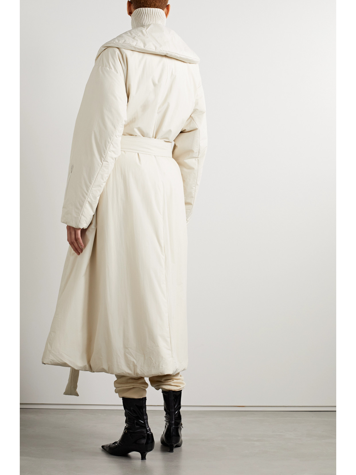 The Row Francine Puffer-style Belted Trench Coat In Off-white