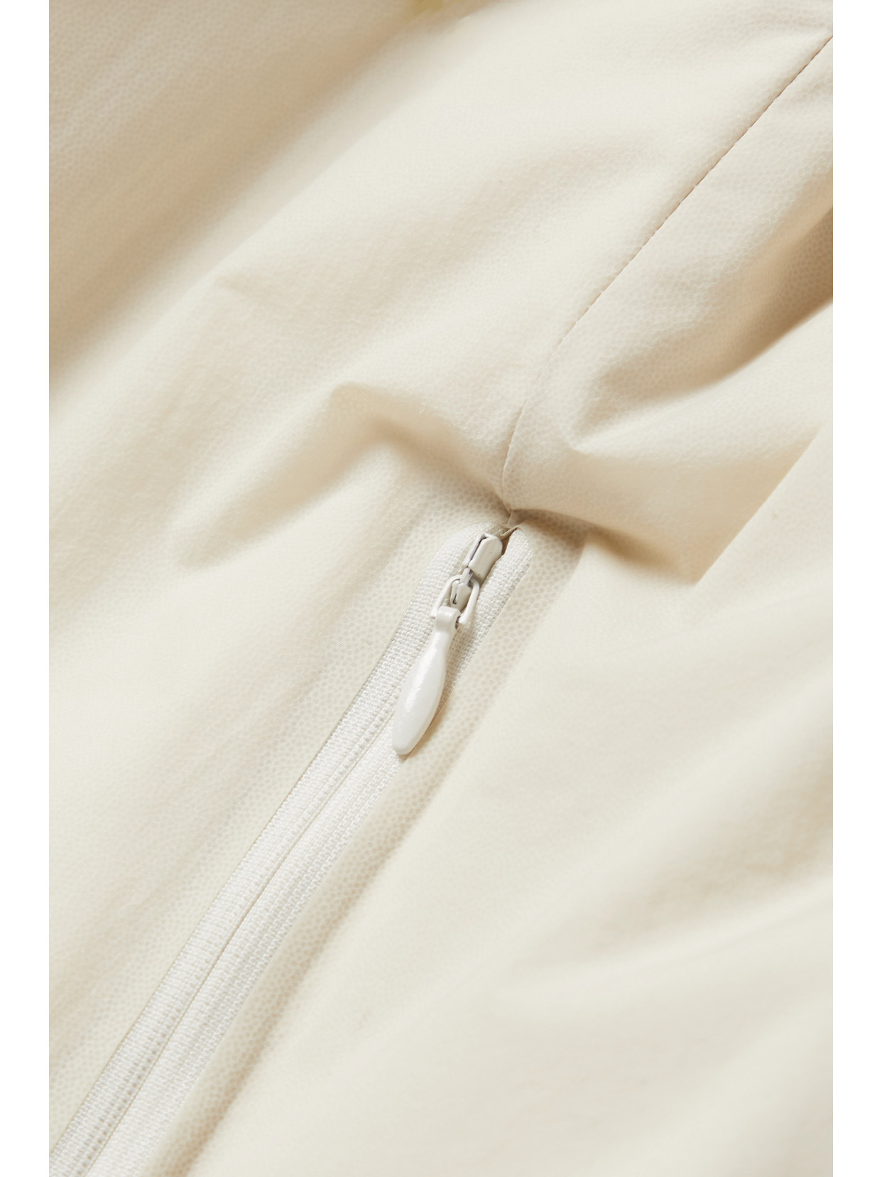 The Row Francine Puffer-style Belted Trench Coat In Off-white