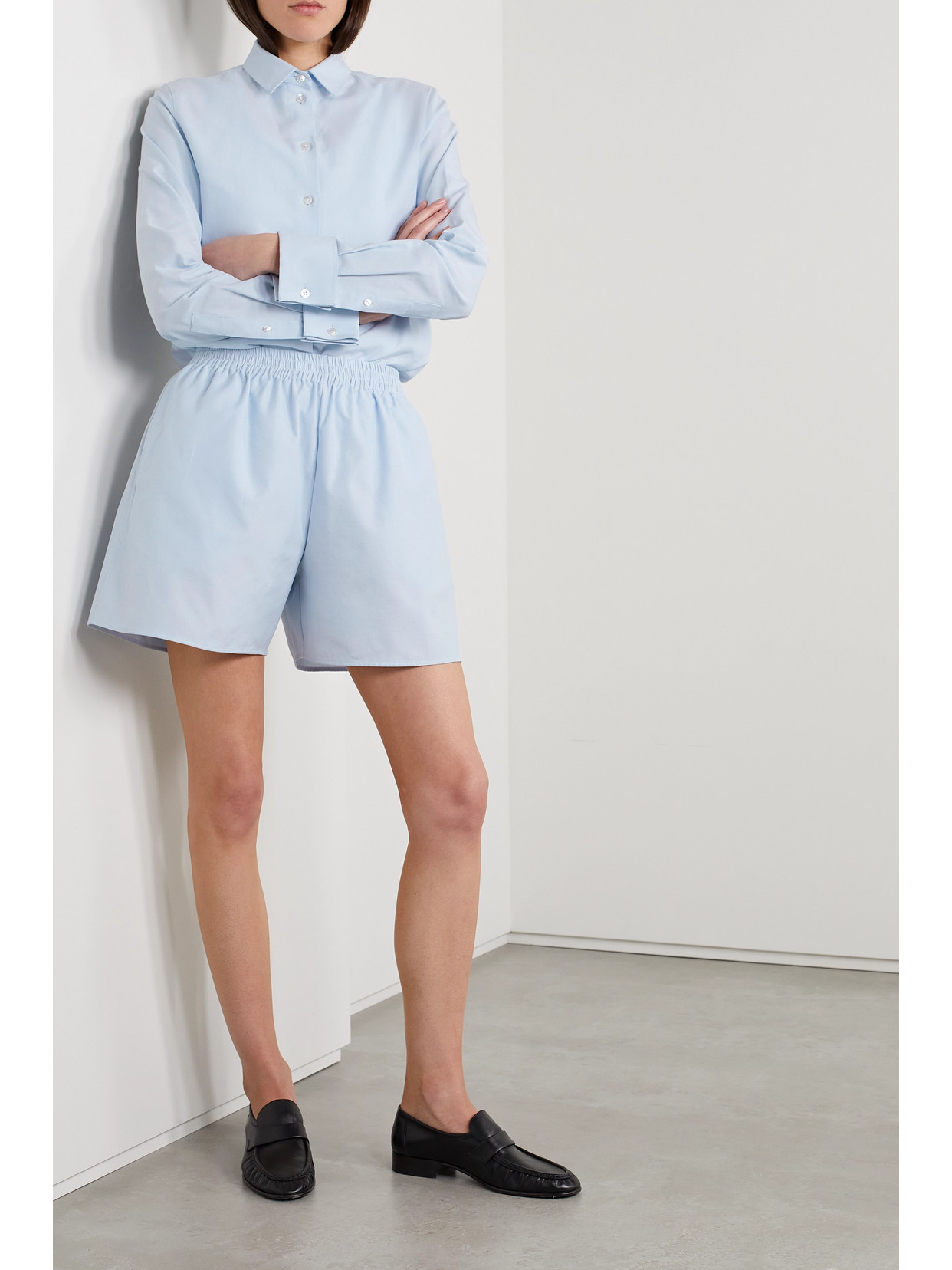 The Row Gunther Cotton Shorts In Blue