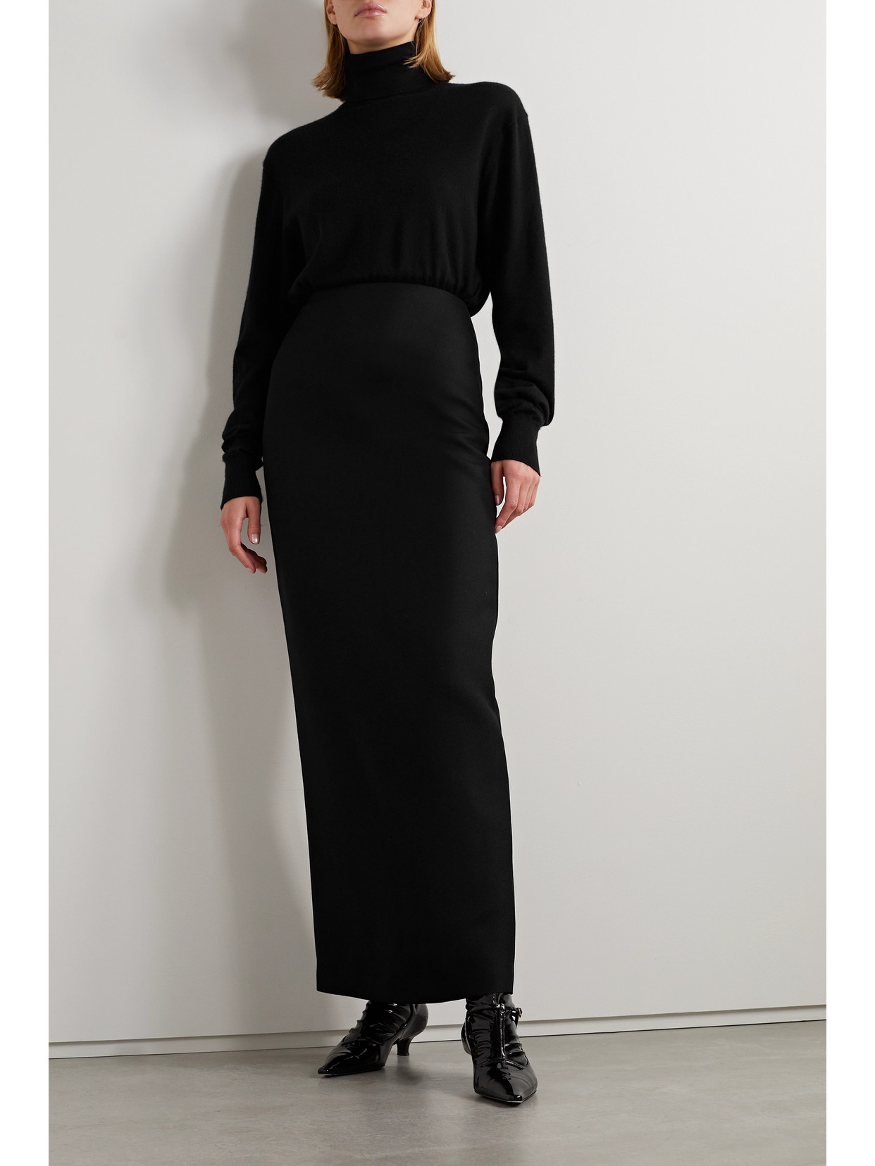 The Row Bartelle Grain De Poudre Wool And Mohair-blend Maxi Skirt In Black