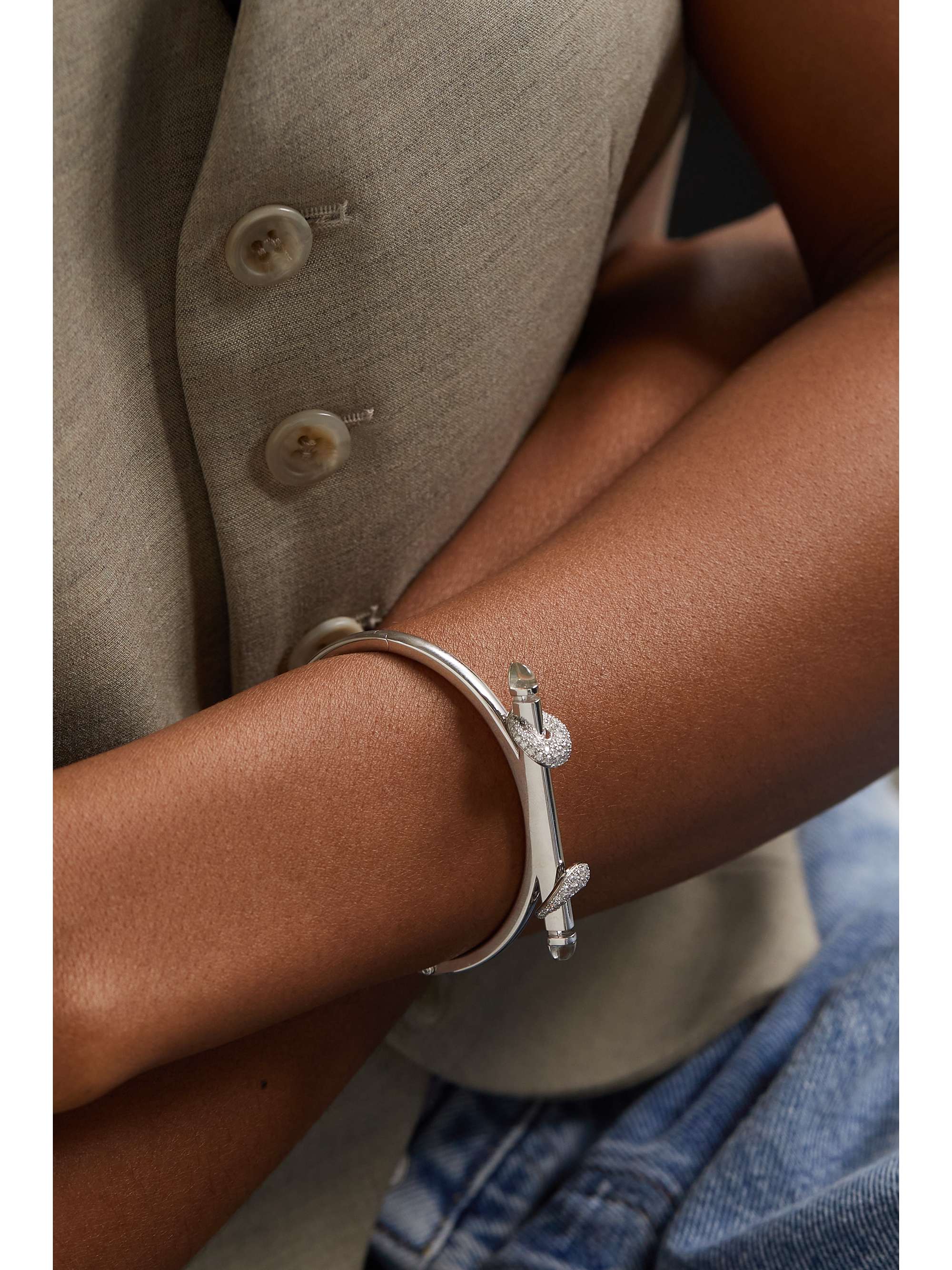 18 karat white gold bracelet deals