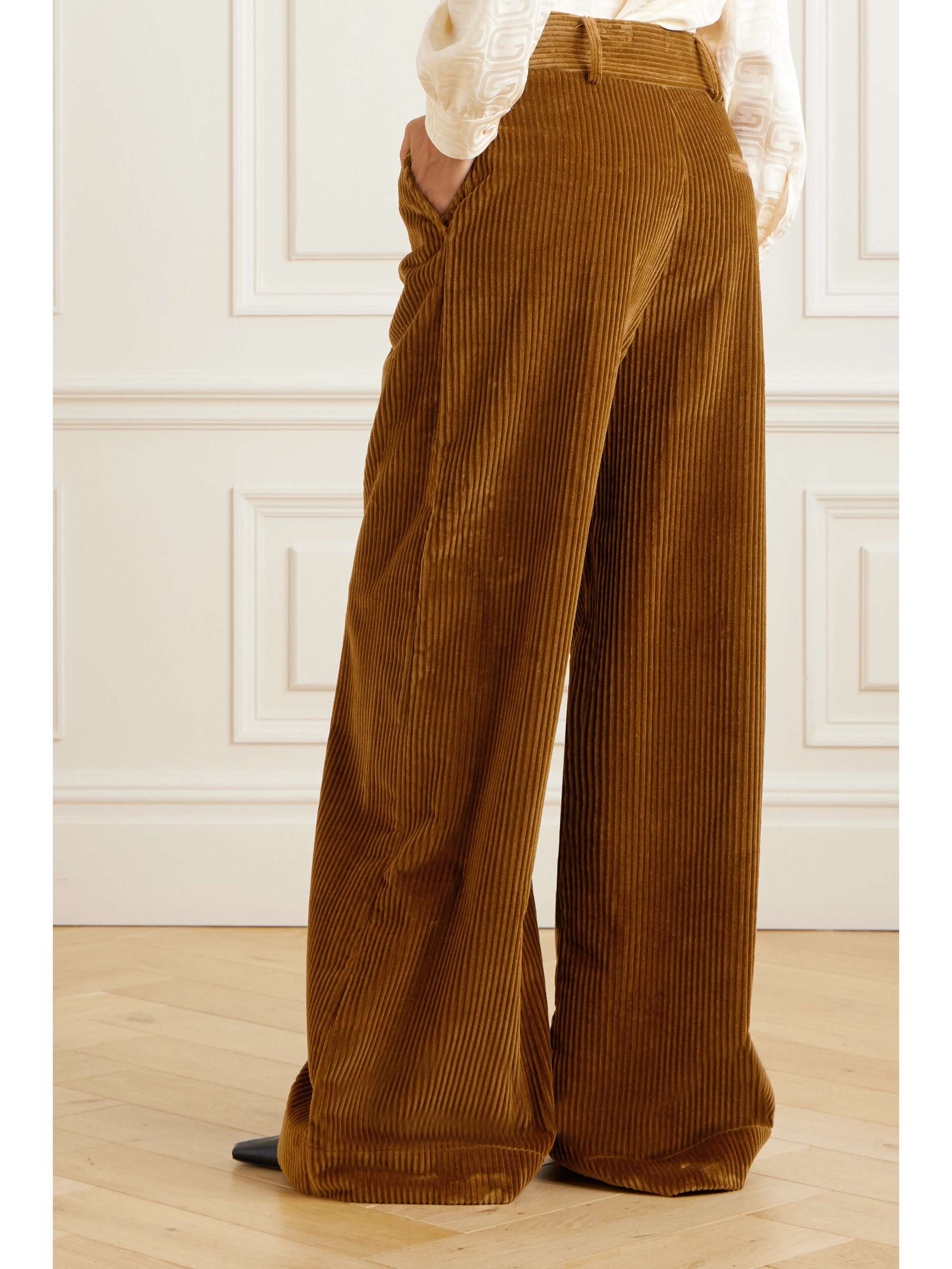 ETRO 