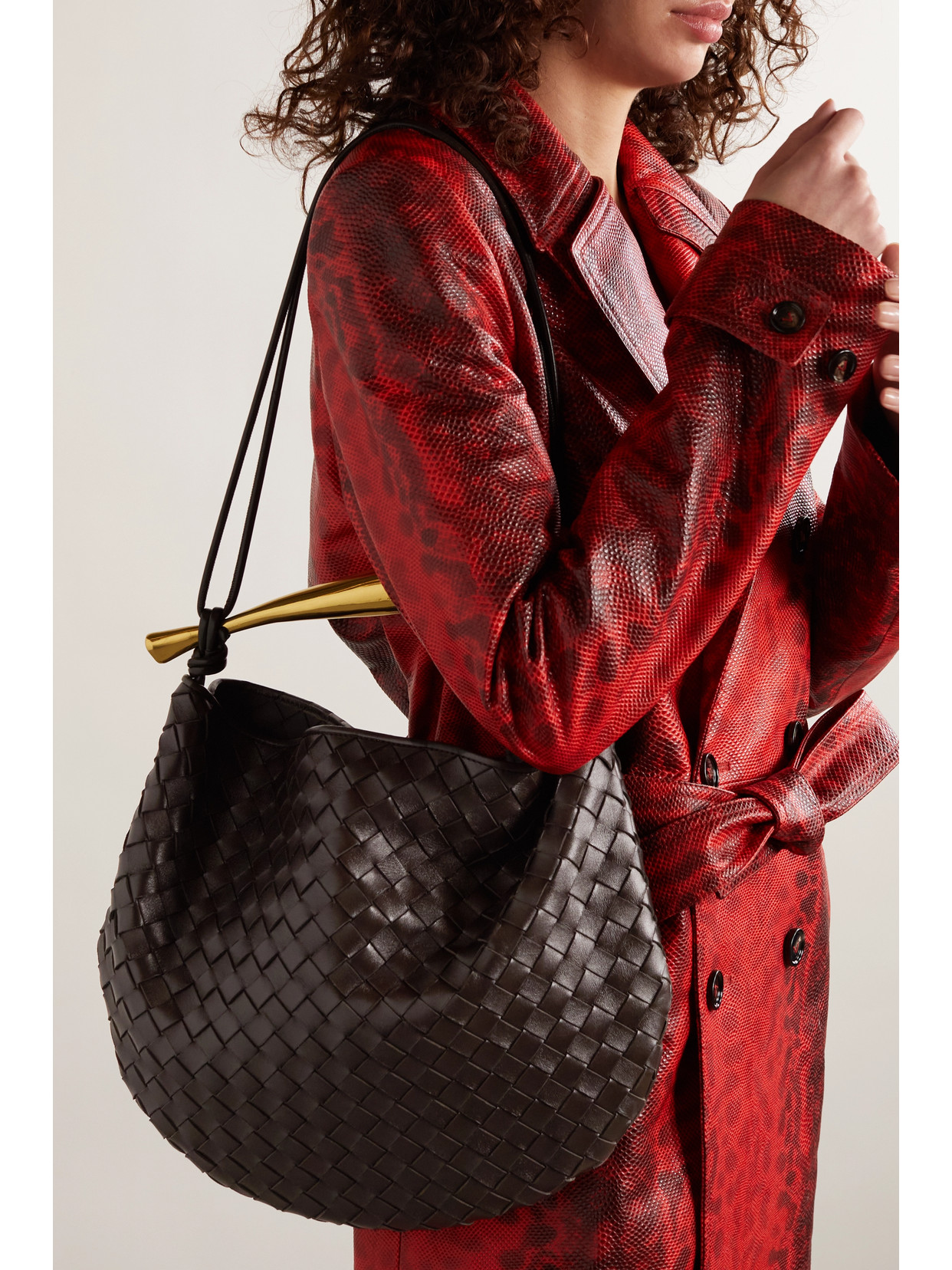 Sardine Medium Intrecciato Shoulder Bag