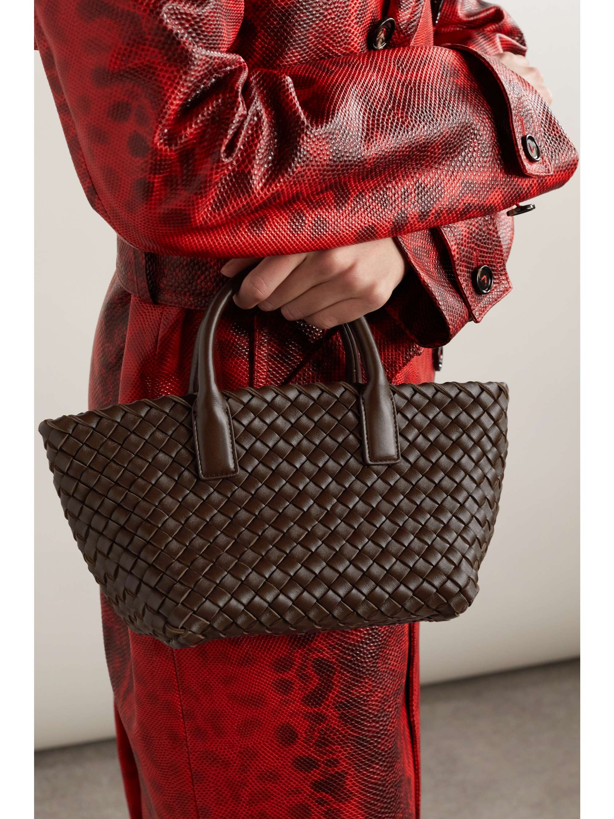 BOTTEGA VENETA Mini Cabat intrecciato leather tote | NET-A-PORTER