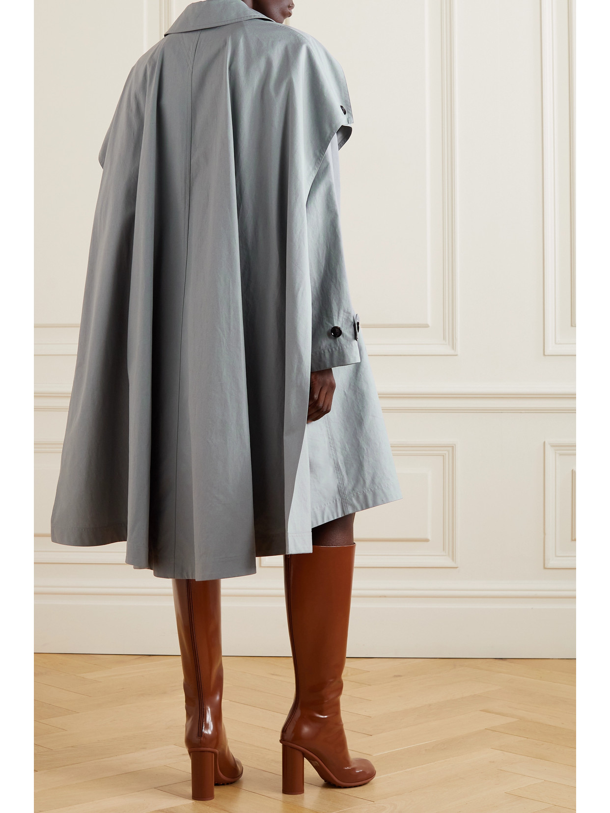 Bottega Veneta Cotton Canvas Cape Trench Coat In Gray