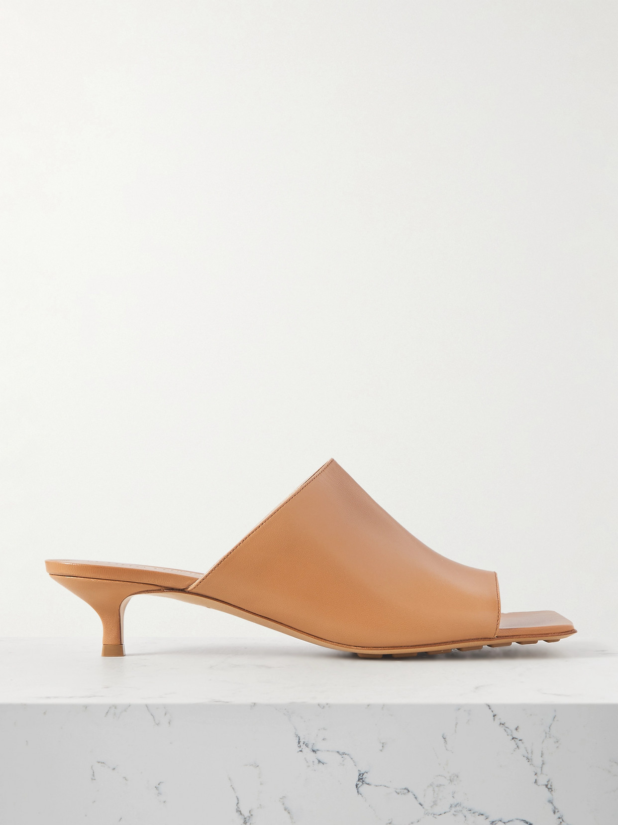 Bottega Veneta Leather Mules In Neutrals