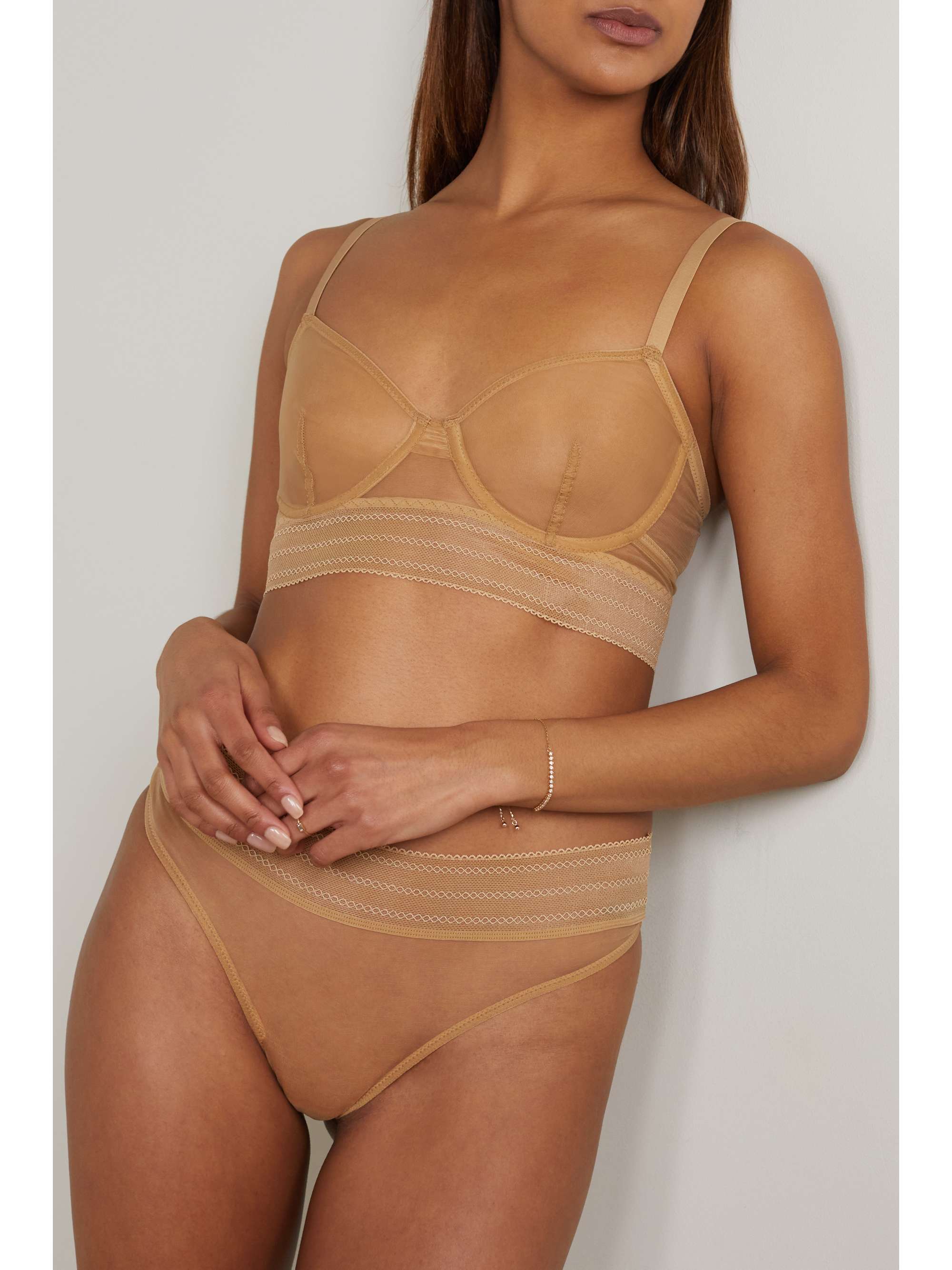 Soft Cup Size: 30D Bras