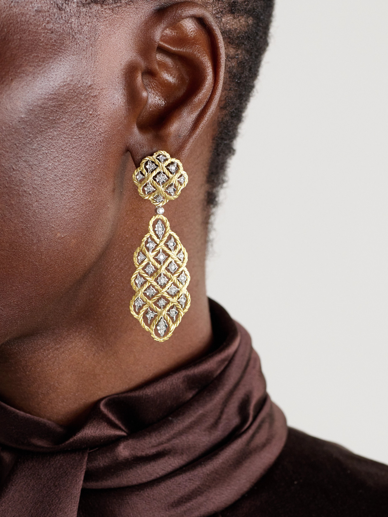 Buccellati Étoilée 18-karat Yellow And White Gold Diamond Earrings In Gold
