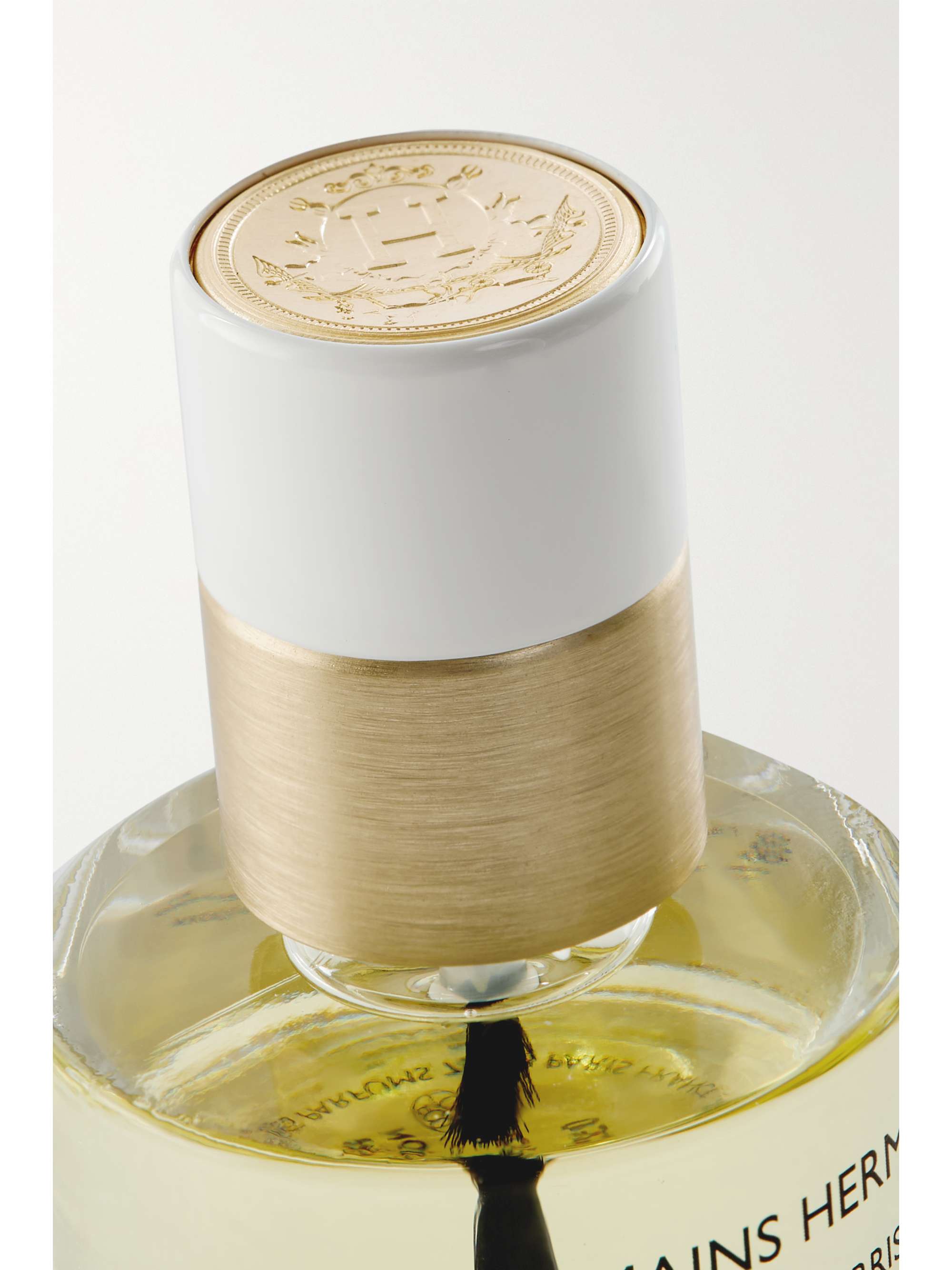 HERMÈS BEAUTY Les Mains Hermès Nourishing Oil Nails and Cuticles NETAPORTER