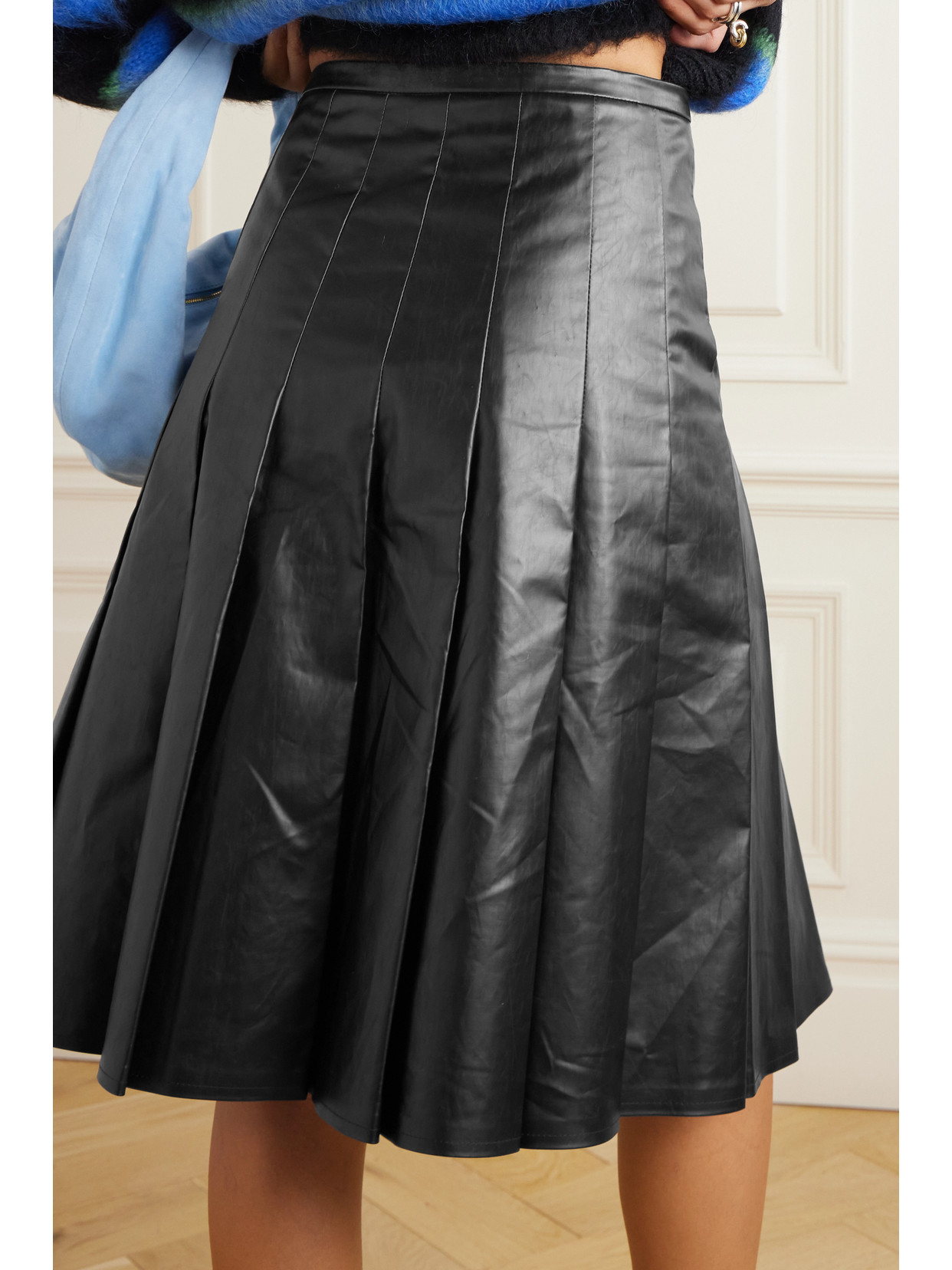 Kassl Editions Pleated Coated Cotton-blend Skirt In Black