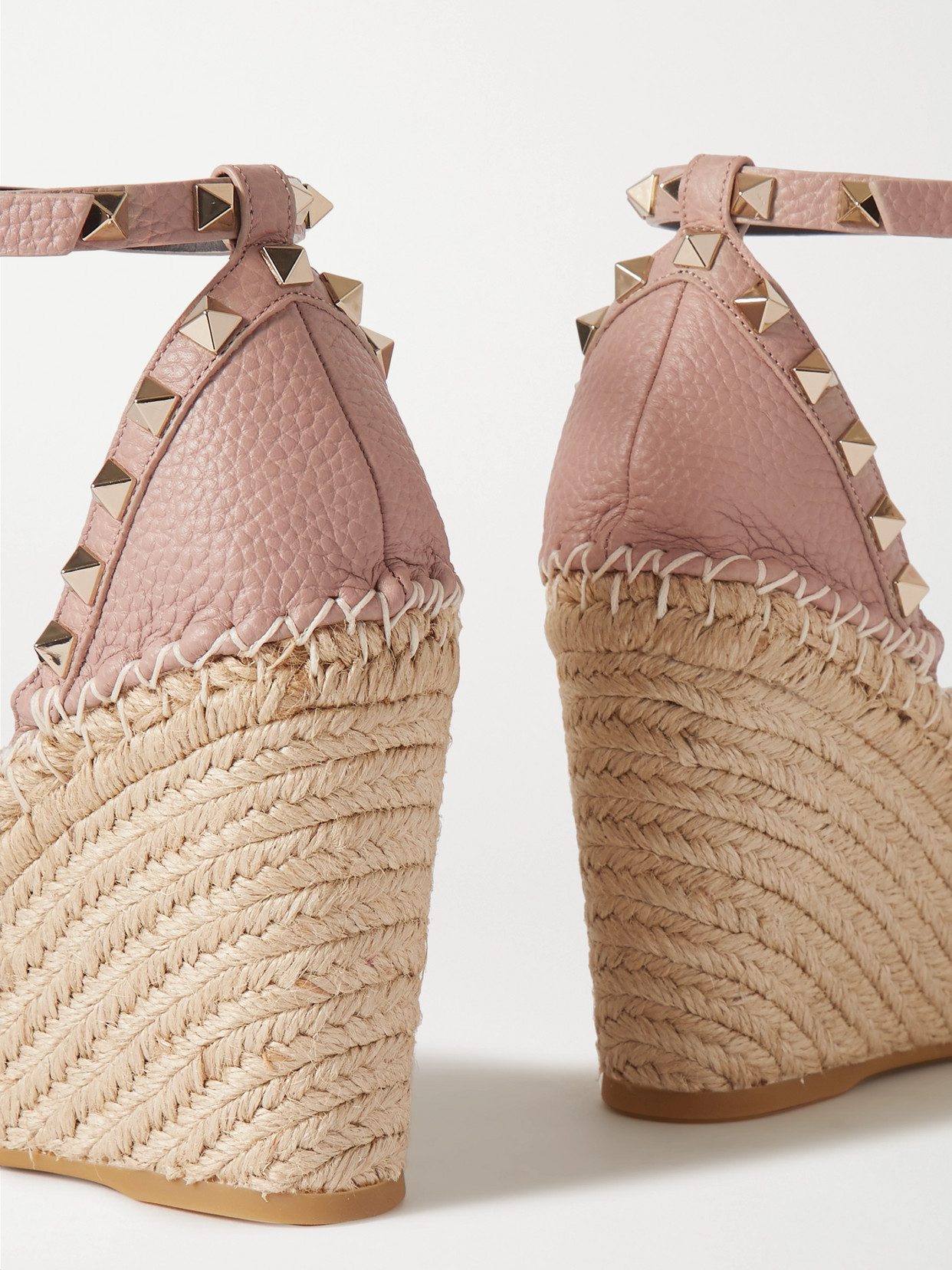 Shop Valentino Rockstud 105 Textured-leather Espadrille Wedge Sandals In Neutrals